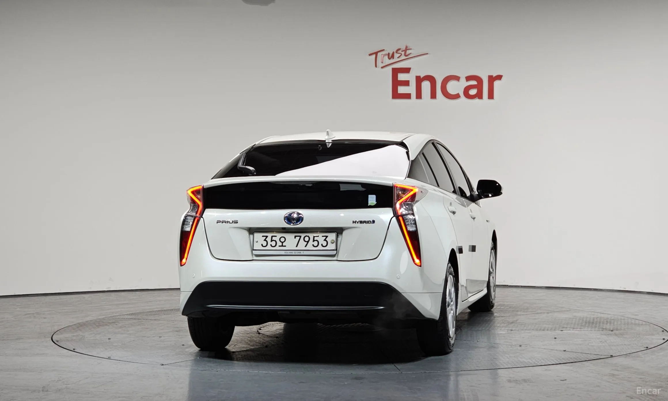 Toyota Prius 4th Generation превью 4