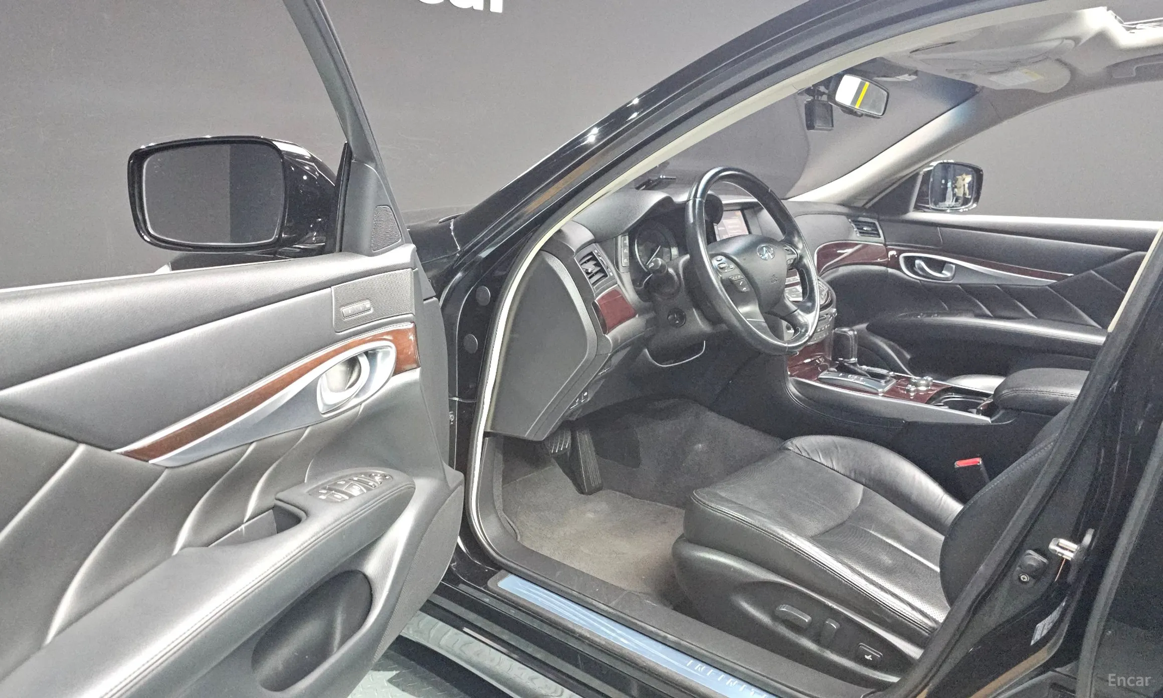 Infiniti M30d превью 11
