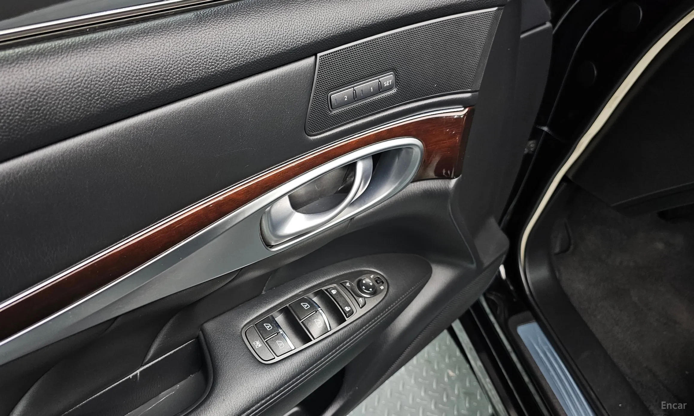 Infiniti M30d превью 18