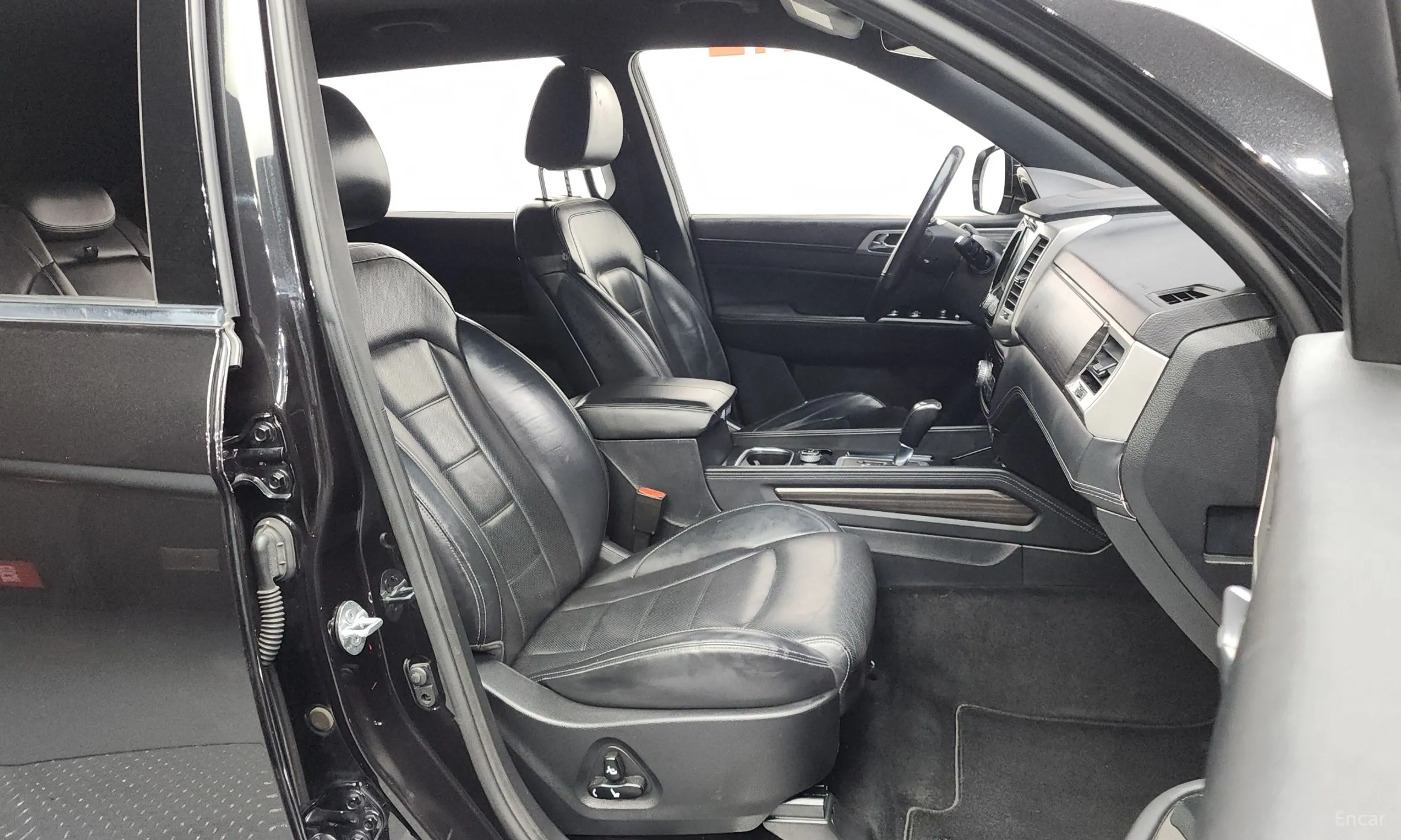 KG Mobility (SsangYong) G4 Rexton превью 11