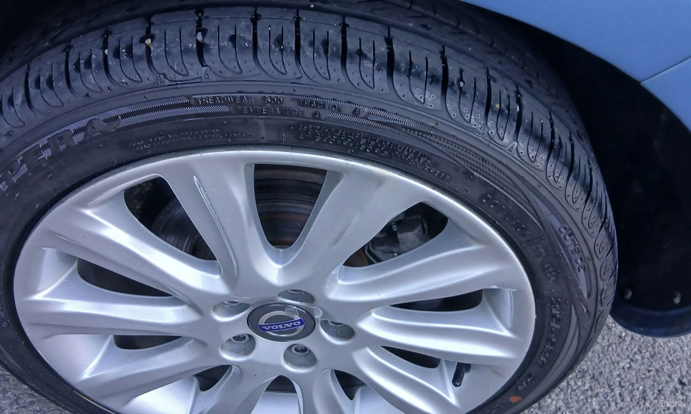Volvo V40 превью 20