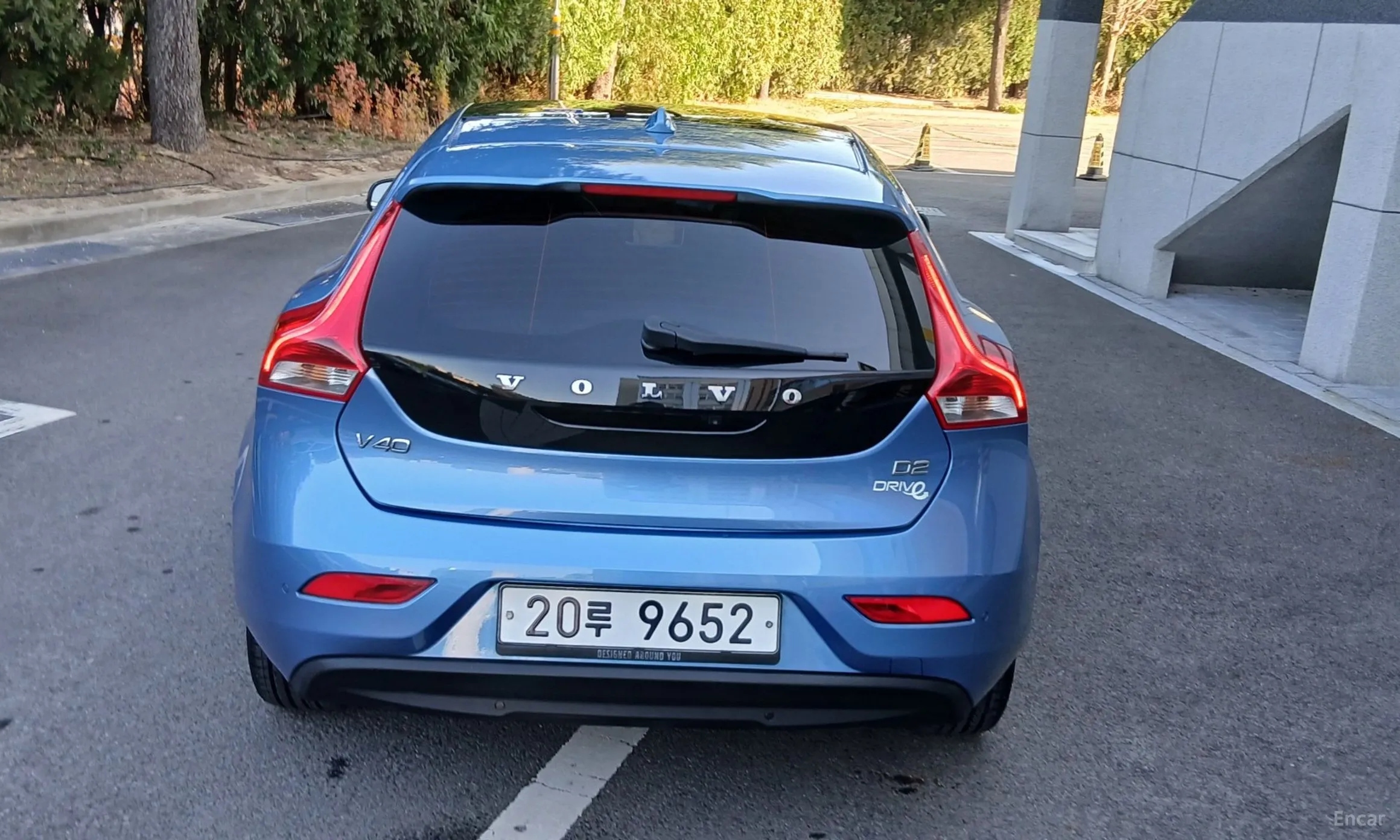 Volvo V40 превью 5