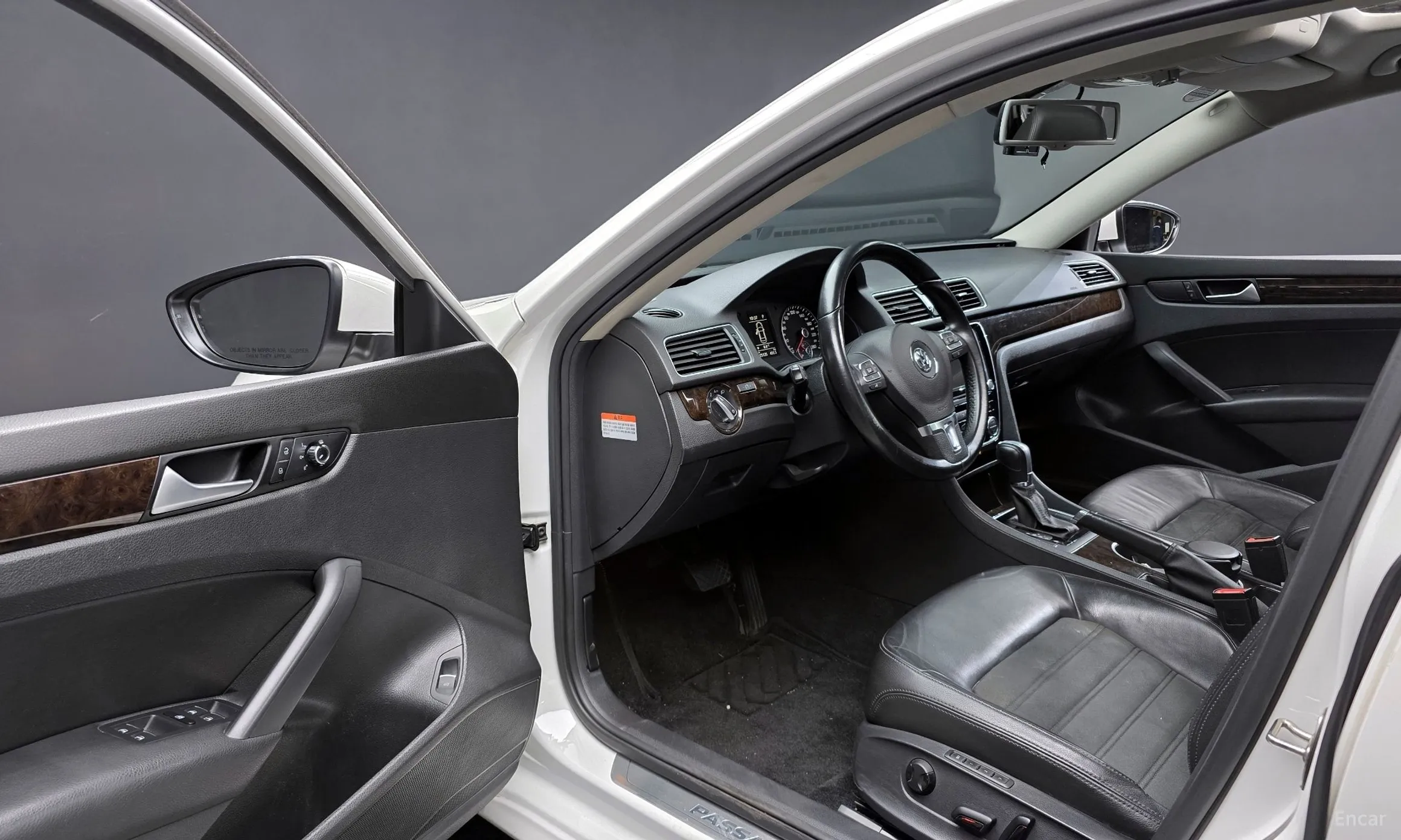 Volkswagen The New Passat превью 10