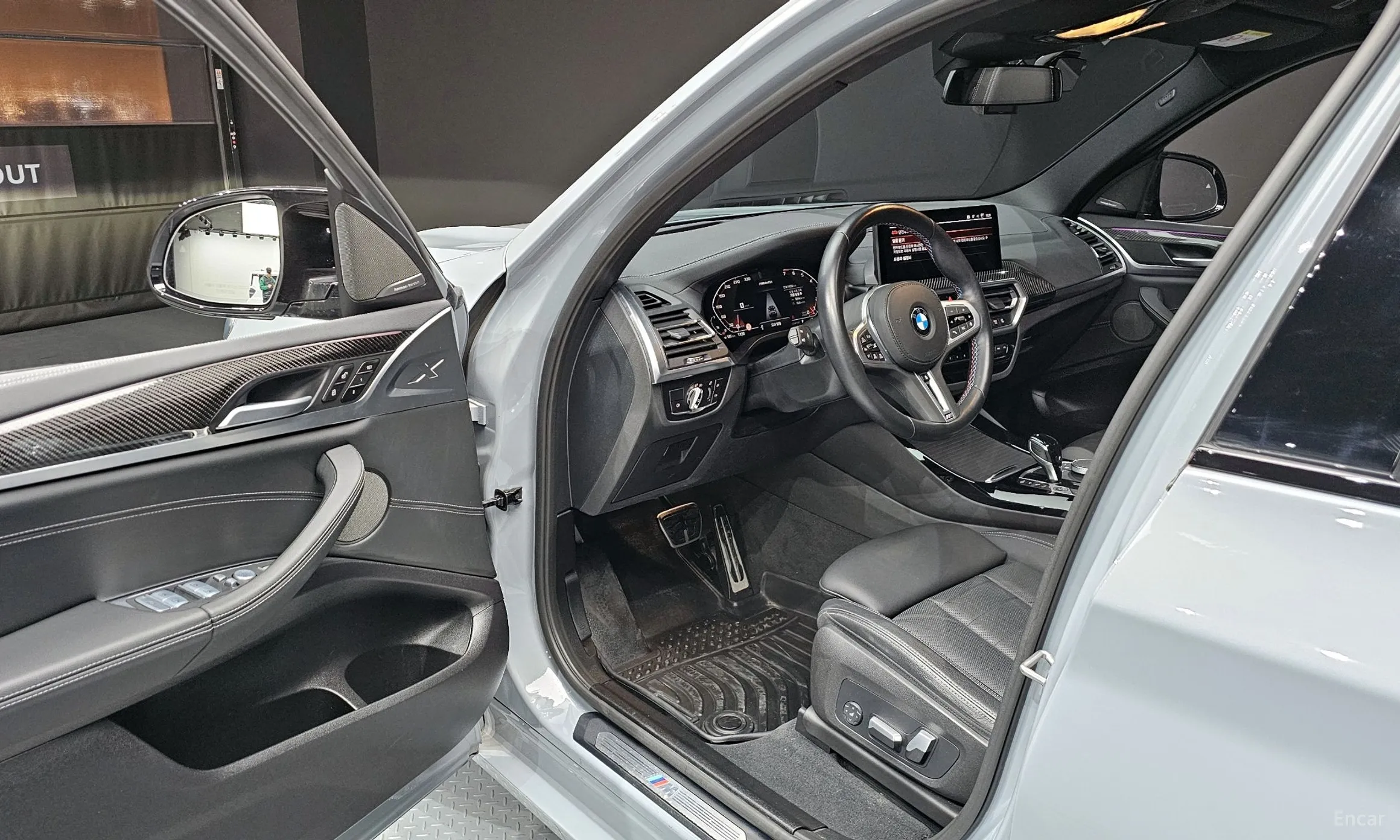 BMW X3 (G01) превью 11