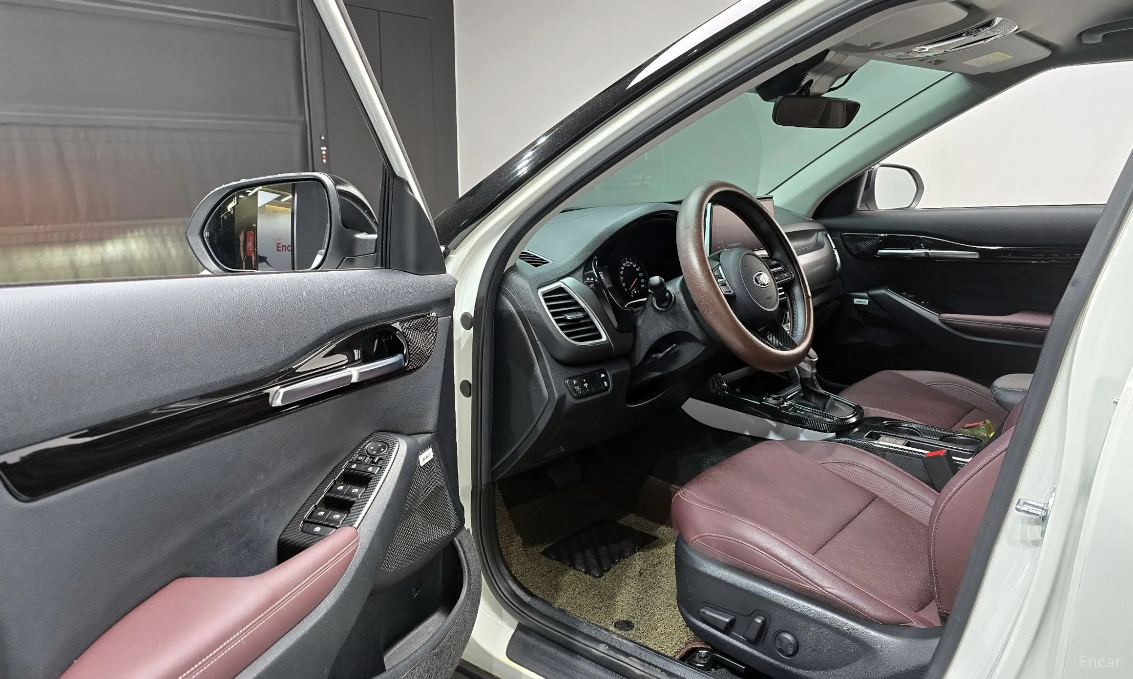 Kia Seltos превью 11