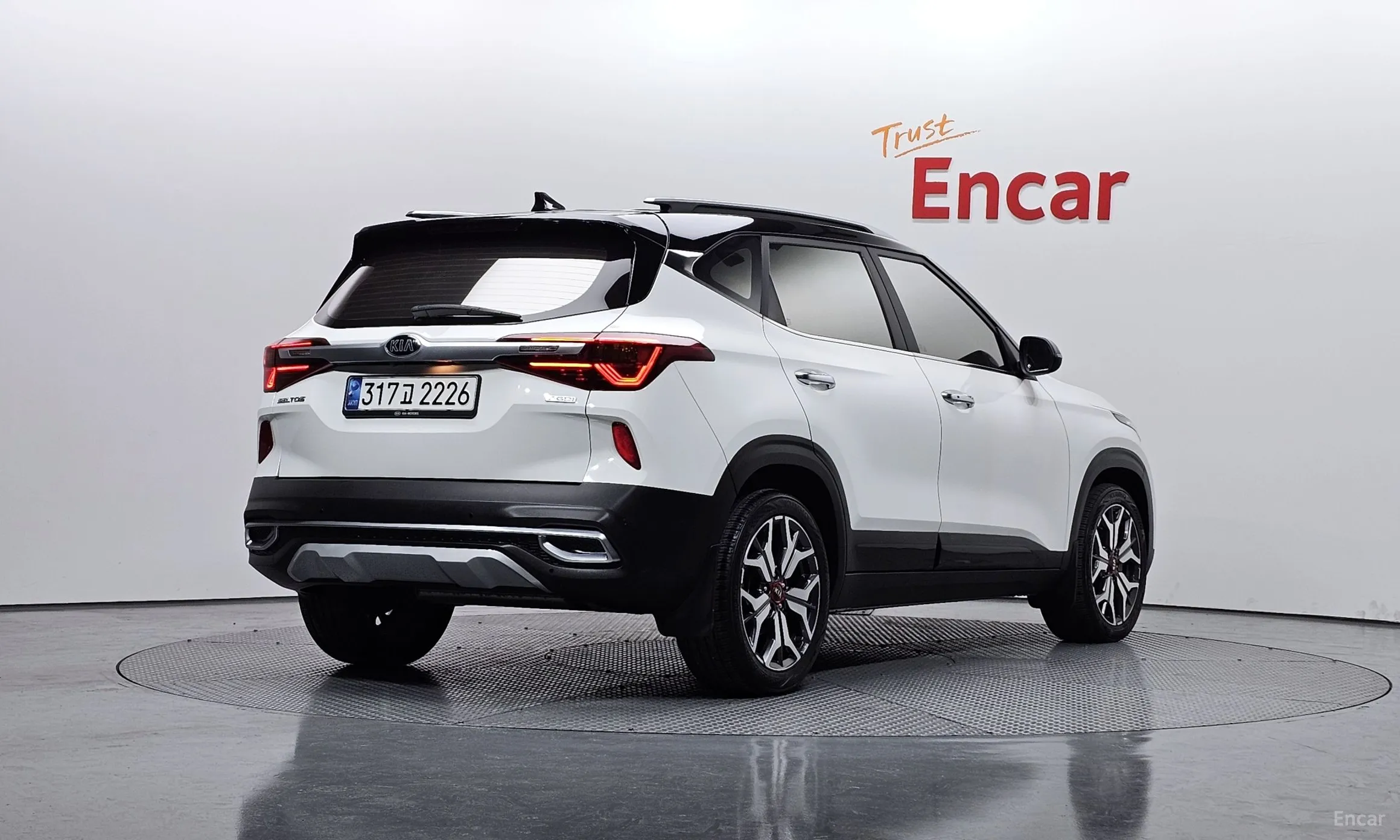 Kia Seltos превью 2