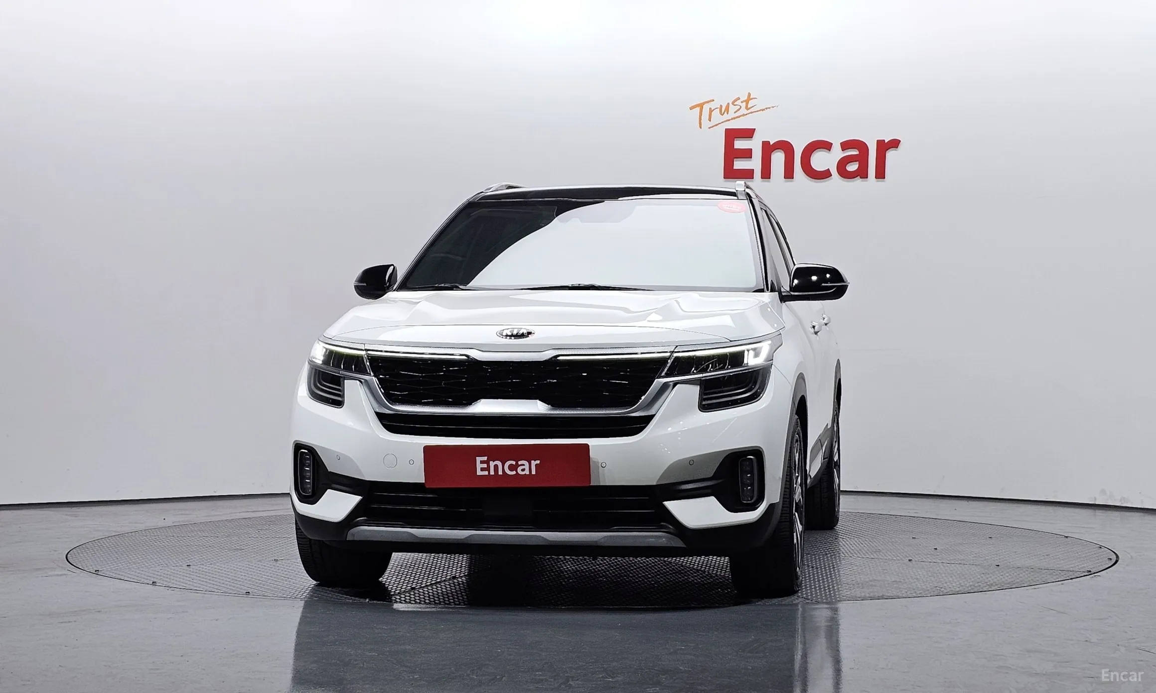 Kia Seltos превью 3