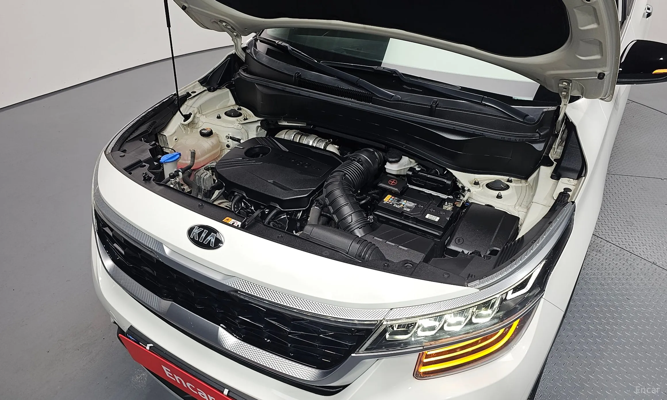 Kia Seltos превью 6