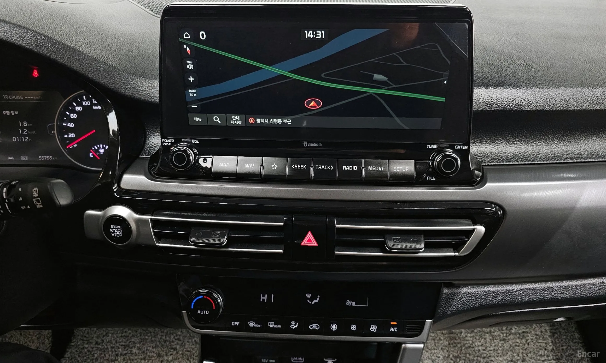 Kia Seltos превью 14