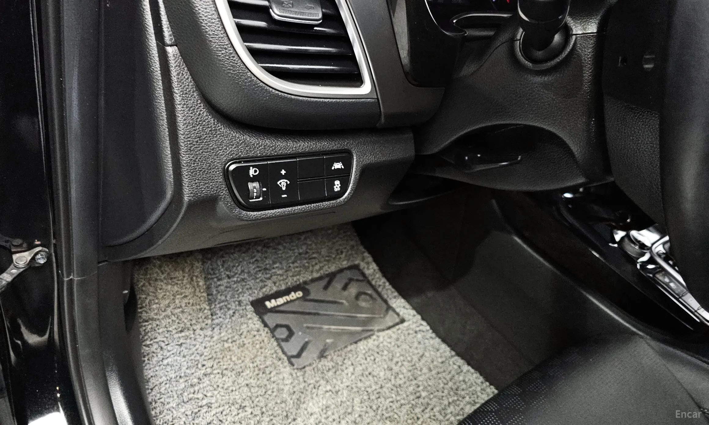 Kia Seltos превью 17