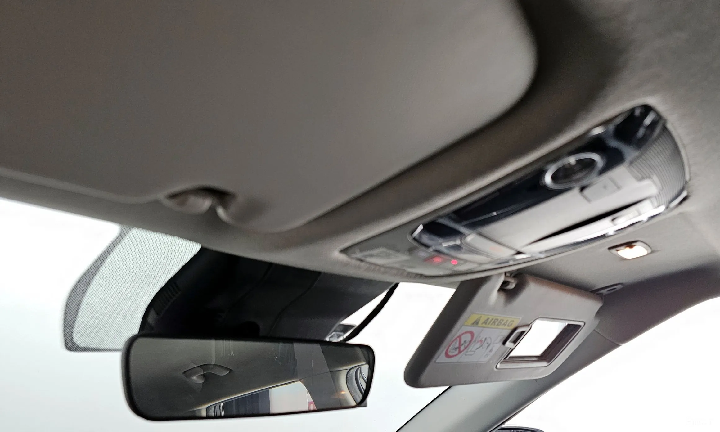 Kia Seltos превью 19