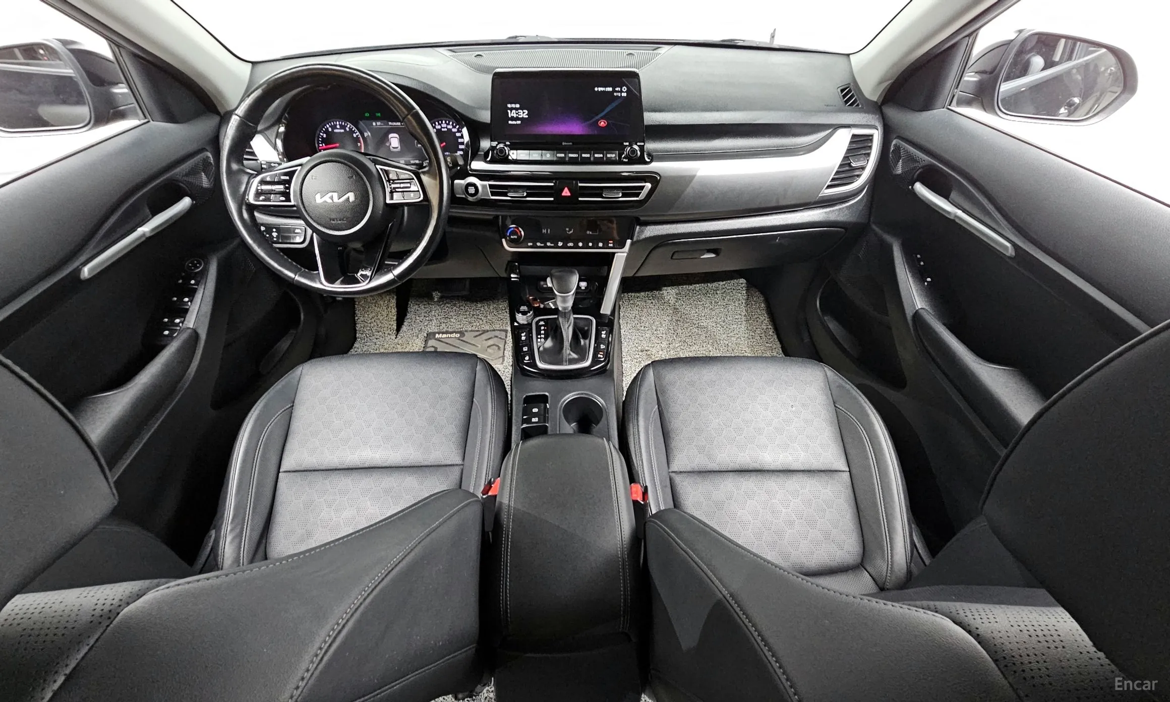 Kia Seltos превью 7
