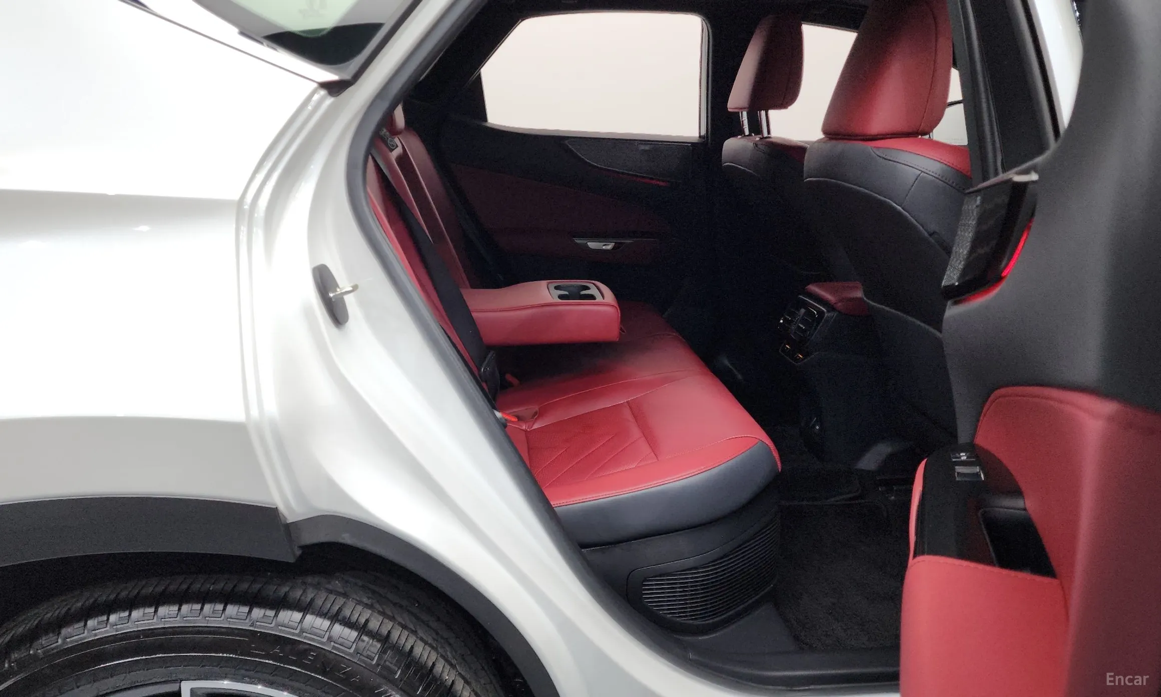 Lexus NX350h Gen 2 превью 12