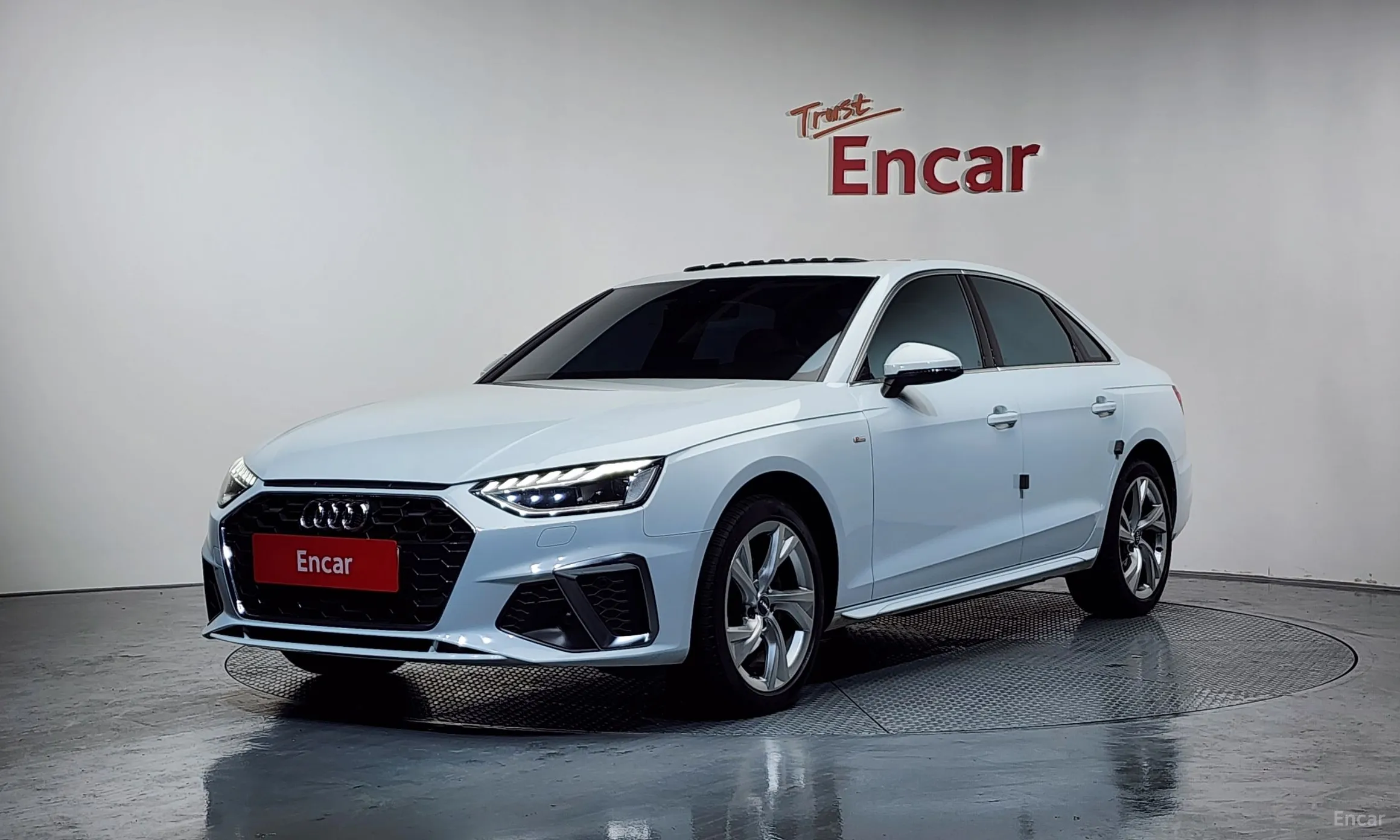 Audi A4 (B9)