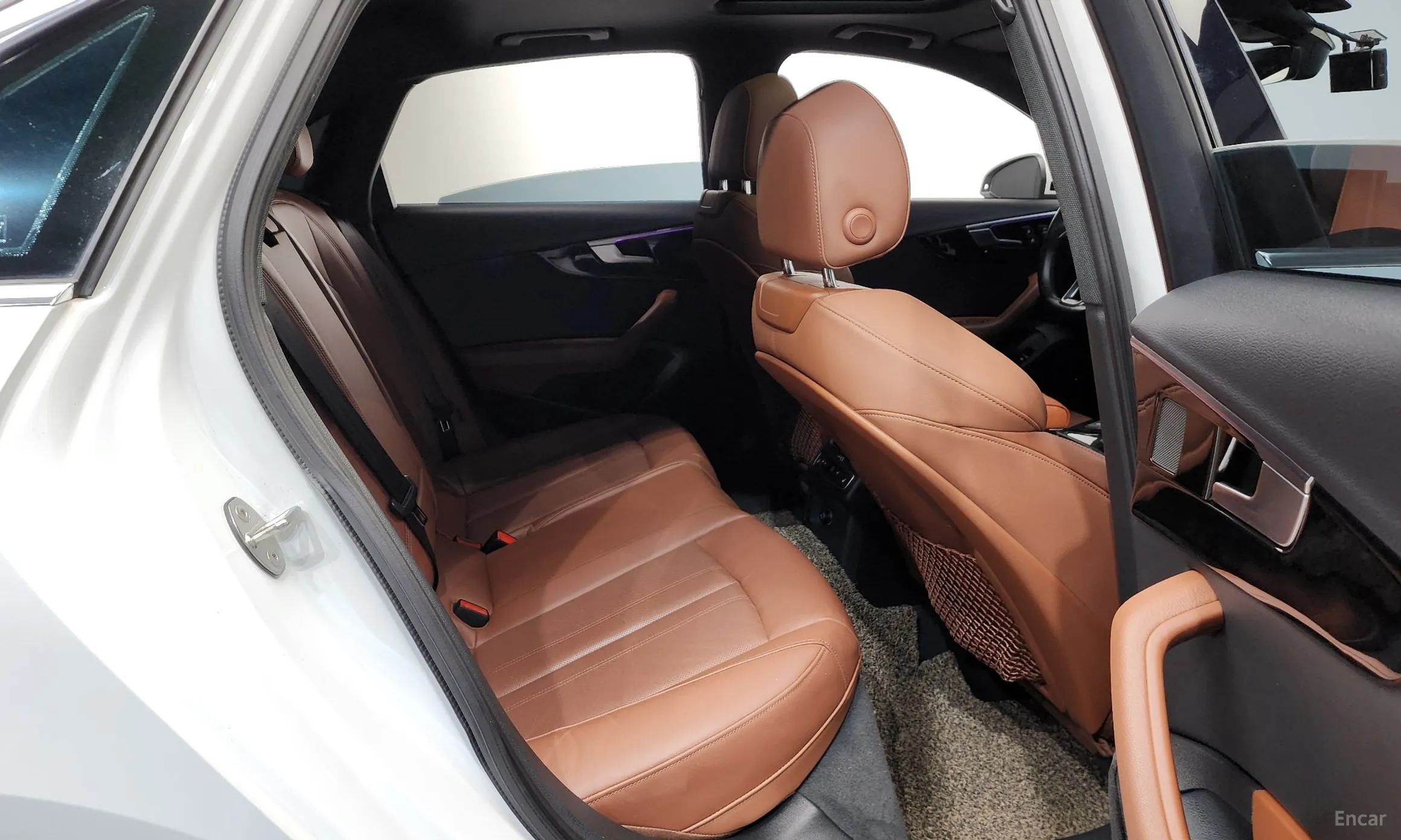 Audi A4 (B9) превью 12