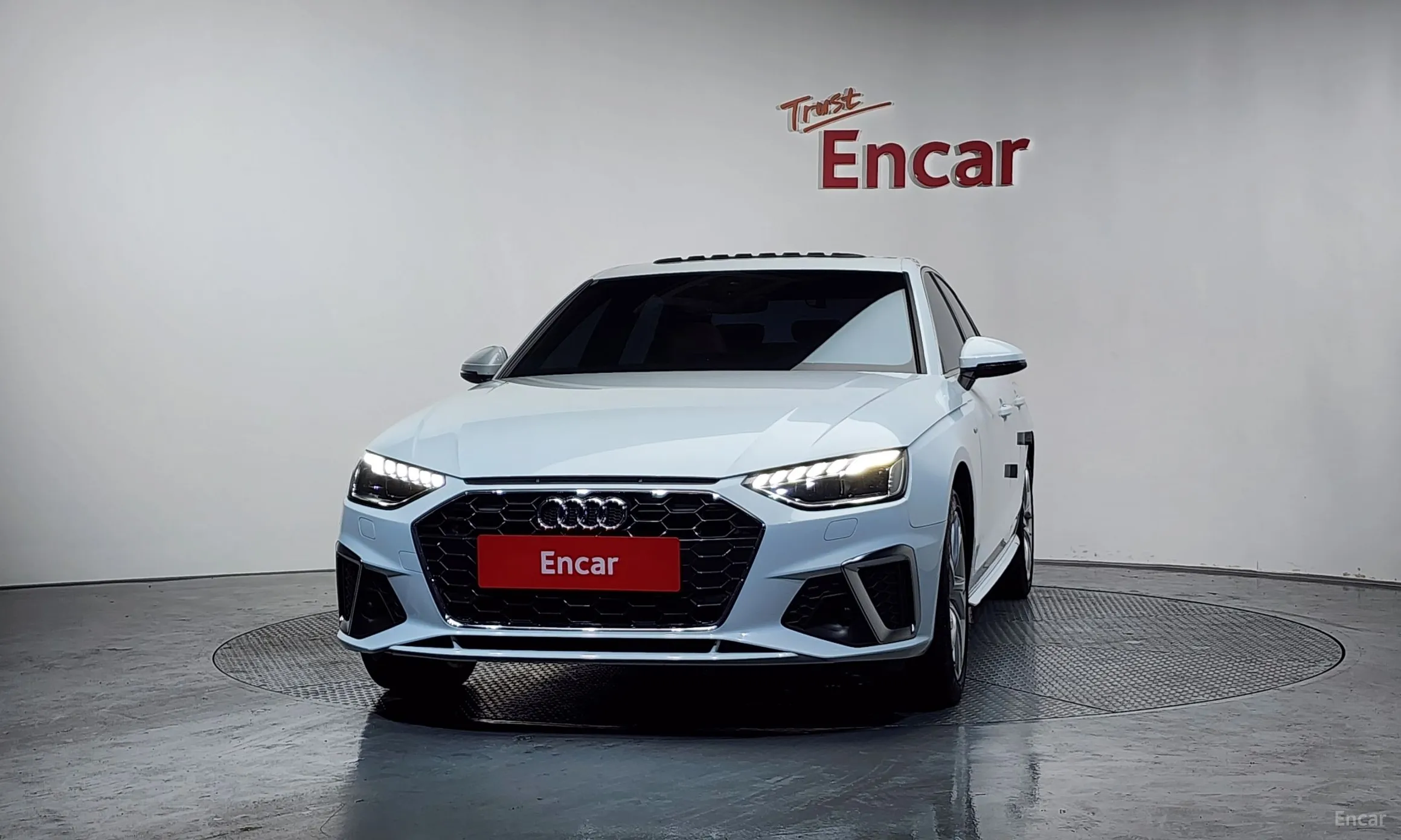 Audi A4 (B9) превью 3