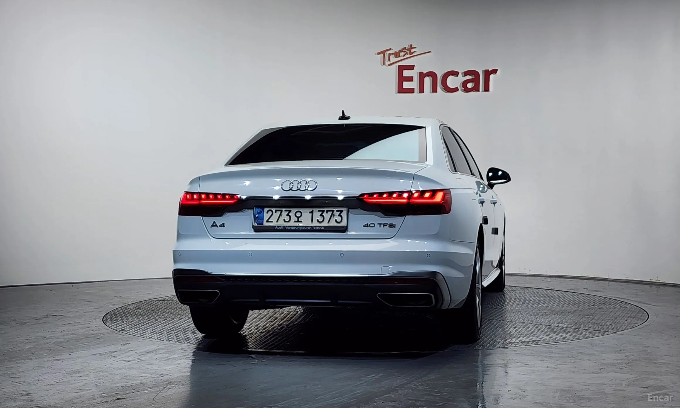 Audi A4 (B9) превью 4