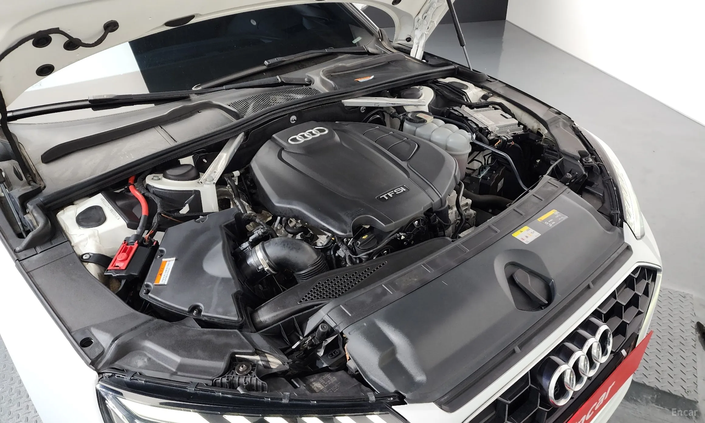 Audi A4 (B9) превью 6