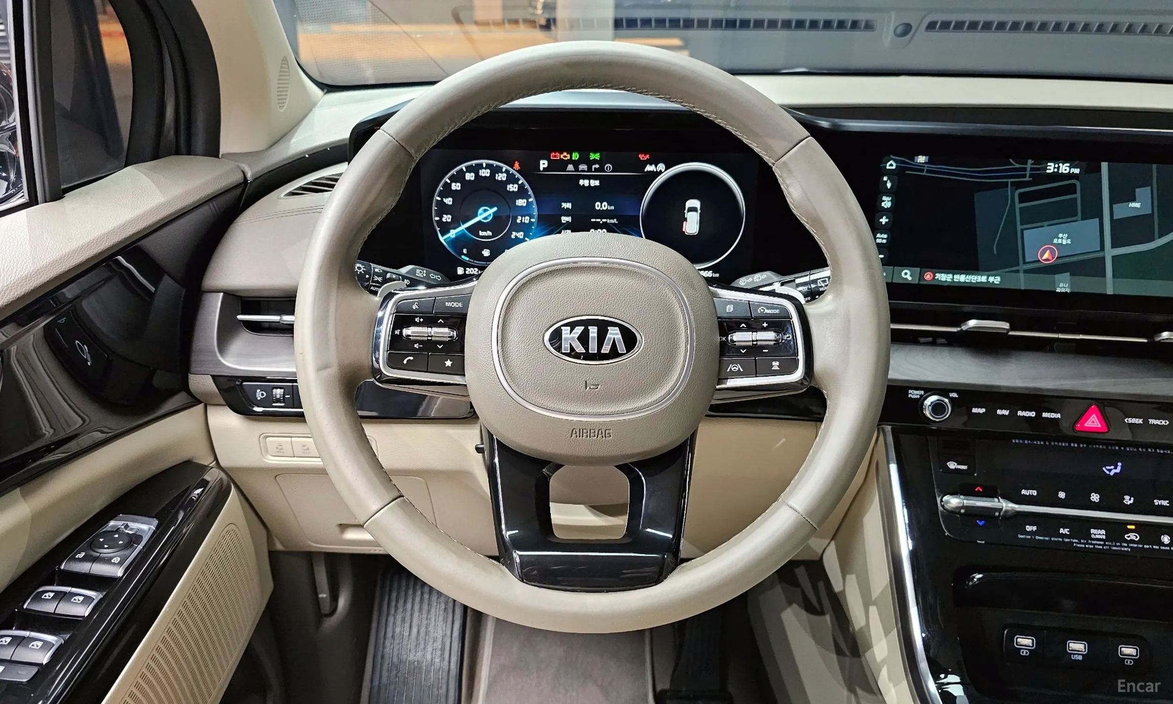 Kia Carnival Gen 4 превью 13
