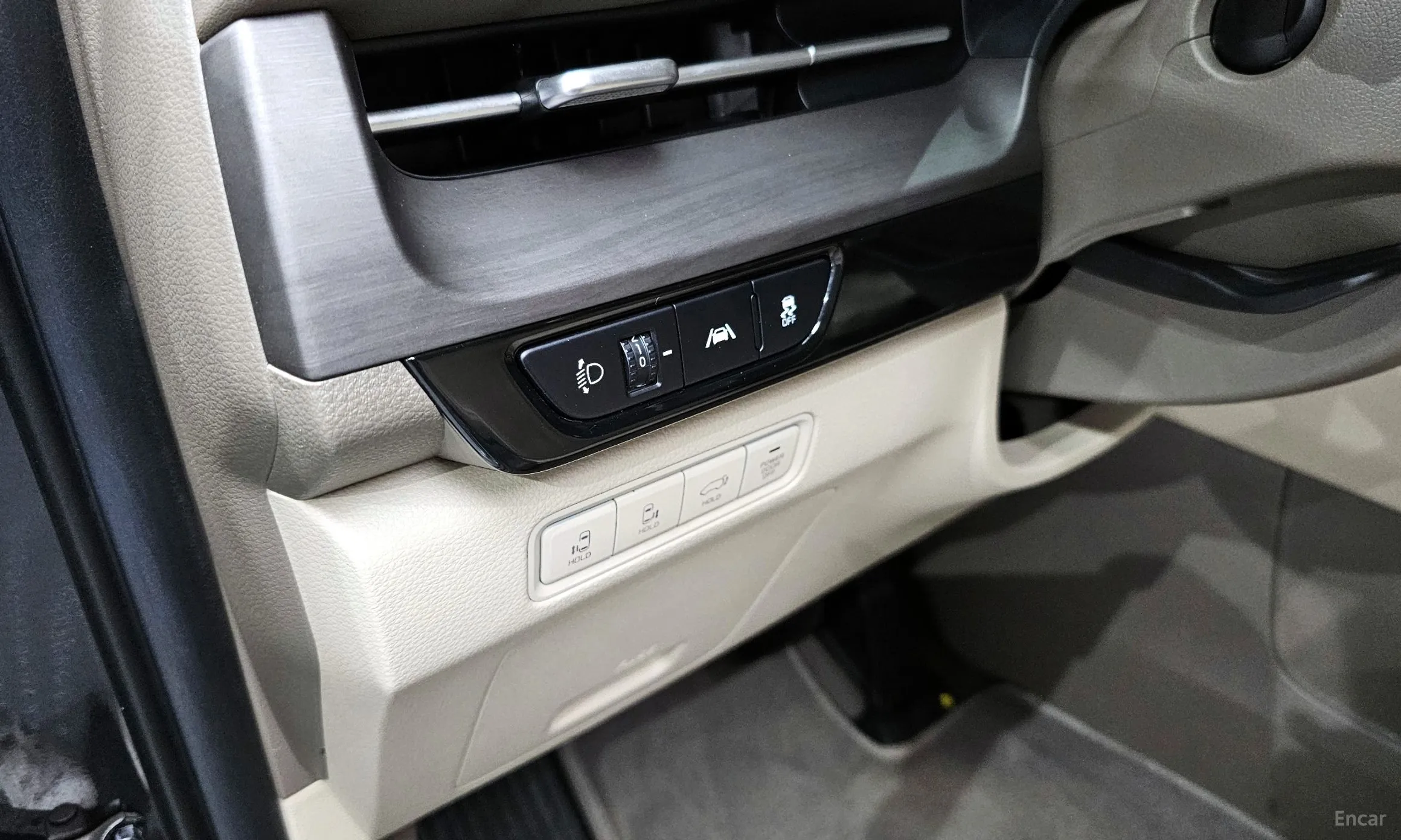 Kia Carnival Gen 4 превью 17