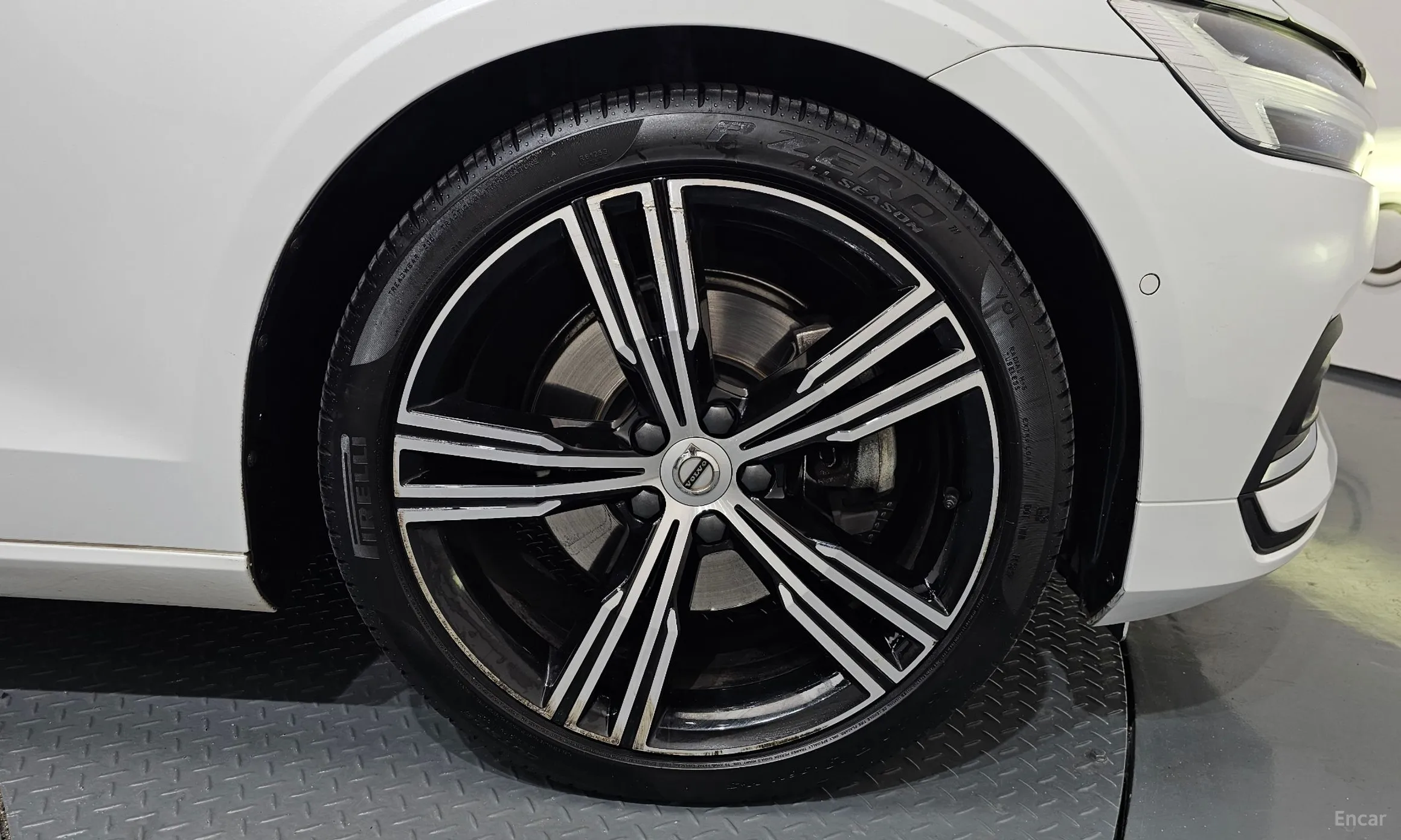 Volvo S60 3rd Generation превью 5