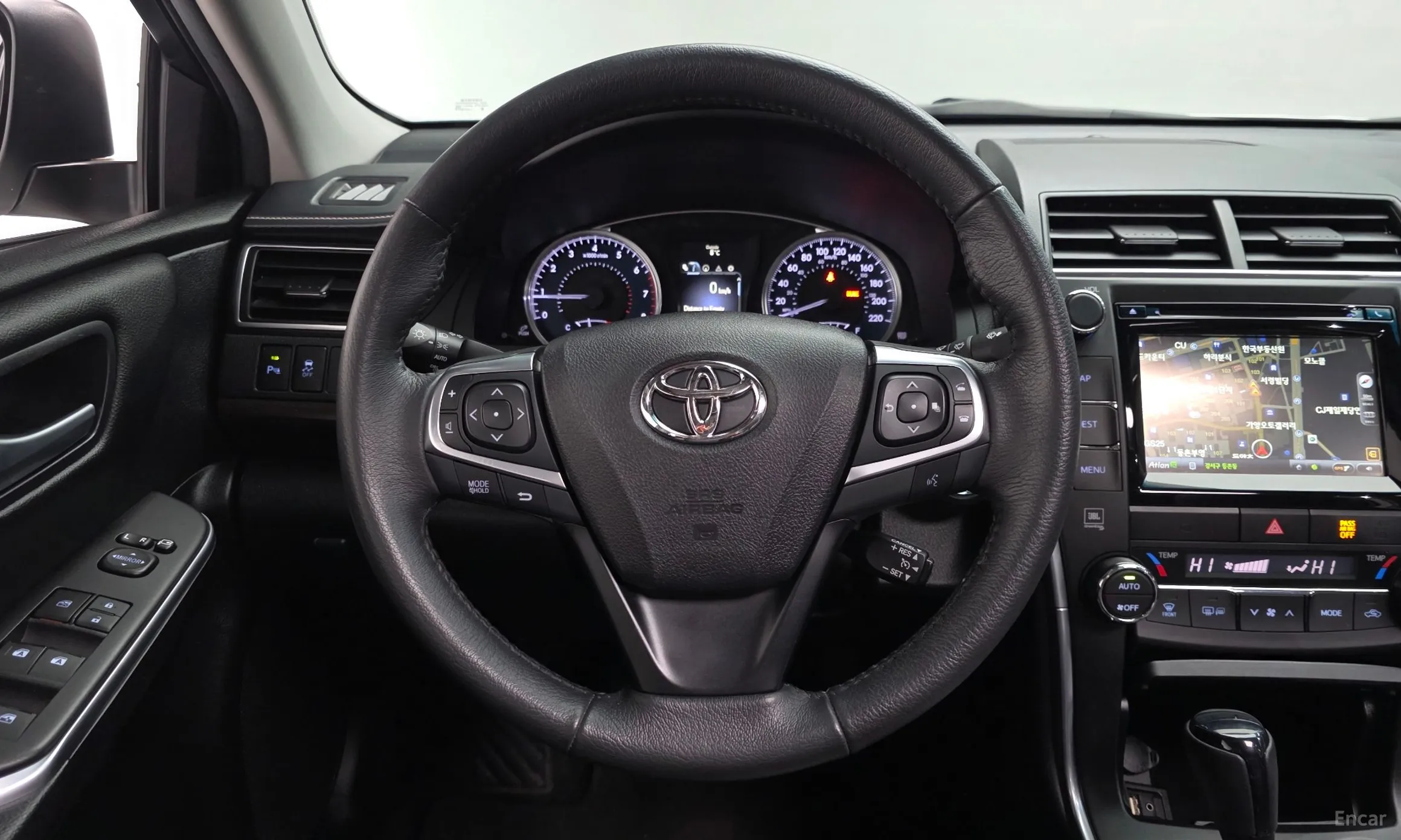 Toyota New Camry превью 13