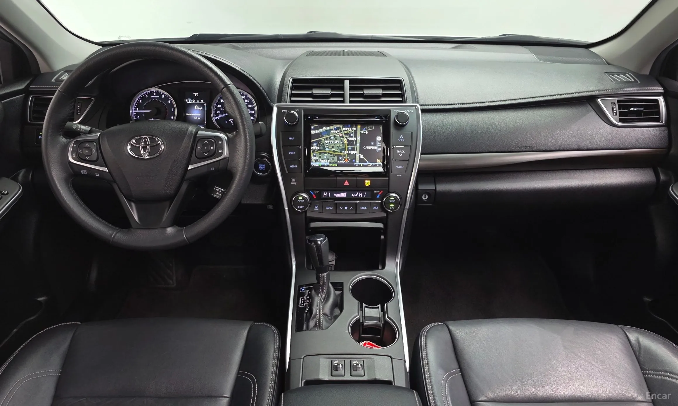 Toyota New Camry превью 7