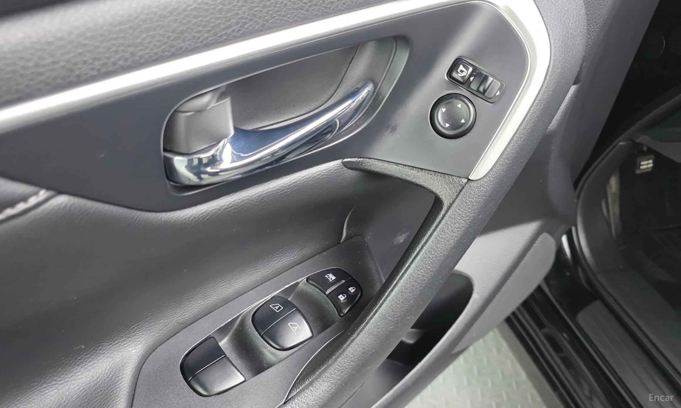 Nissan Altima превью 12
