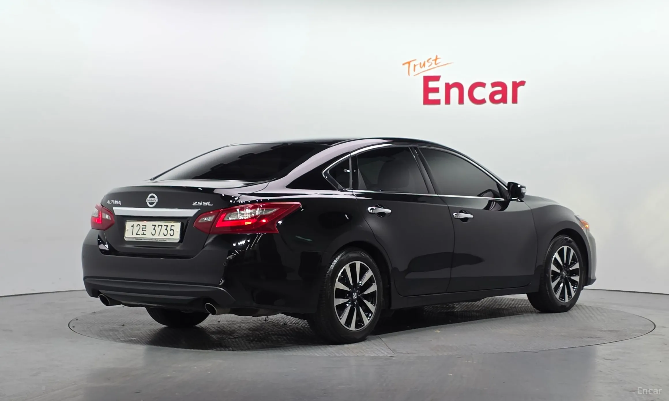 Nissan Altima превью 2