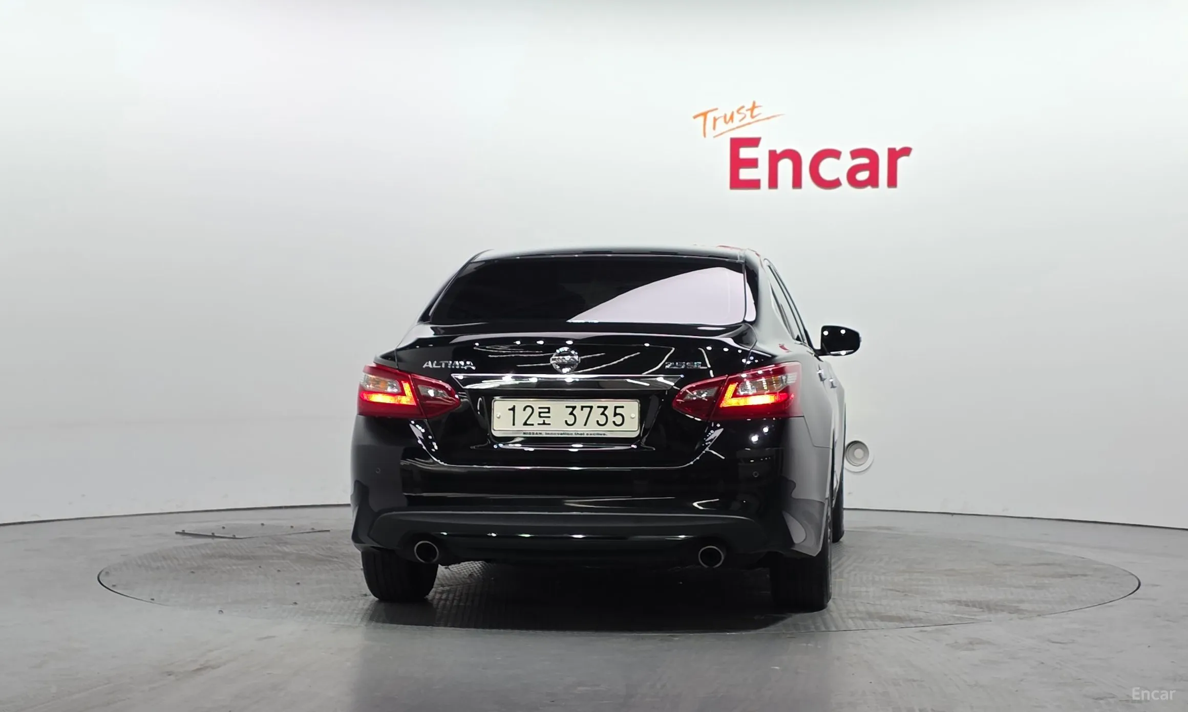 Nissan Altima превью 4