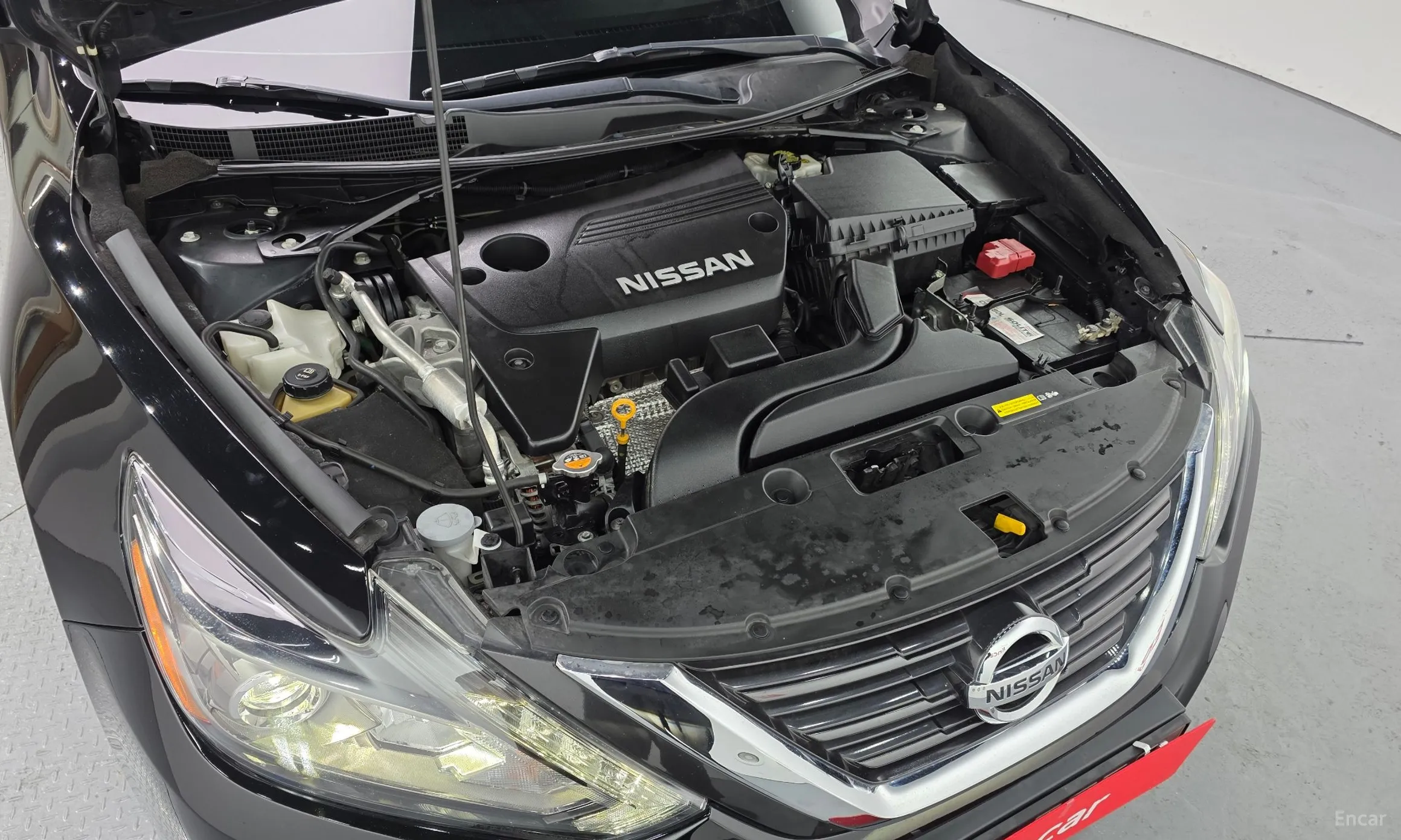 Nissan Altima превью 6