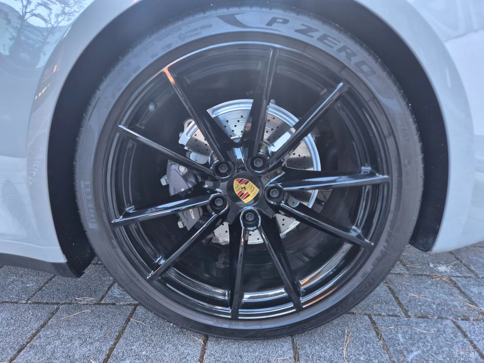 Porsche 911 (992) превью 16