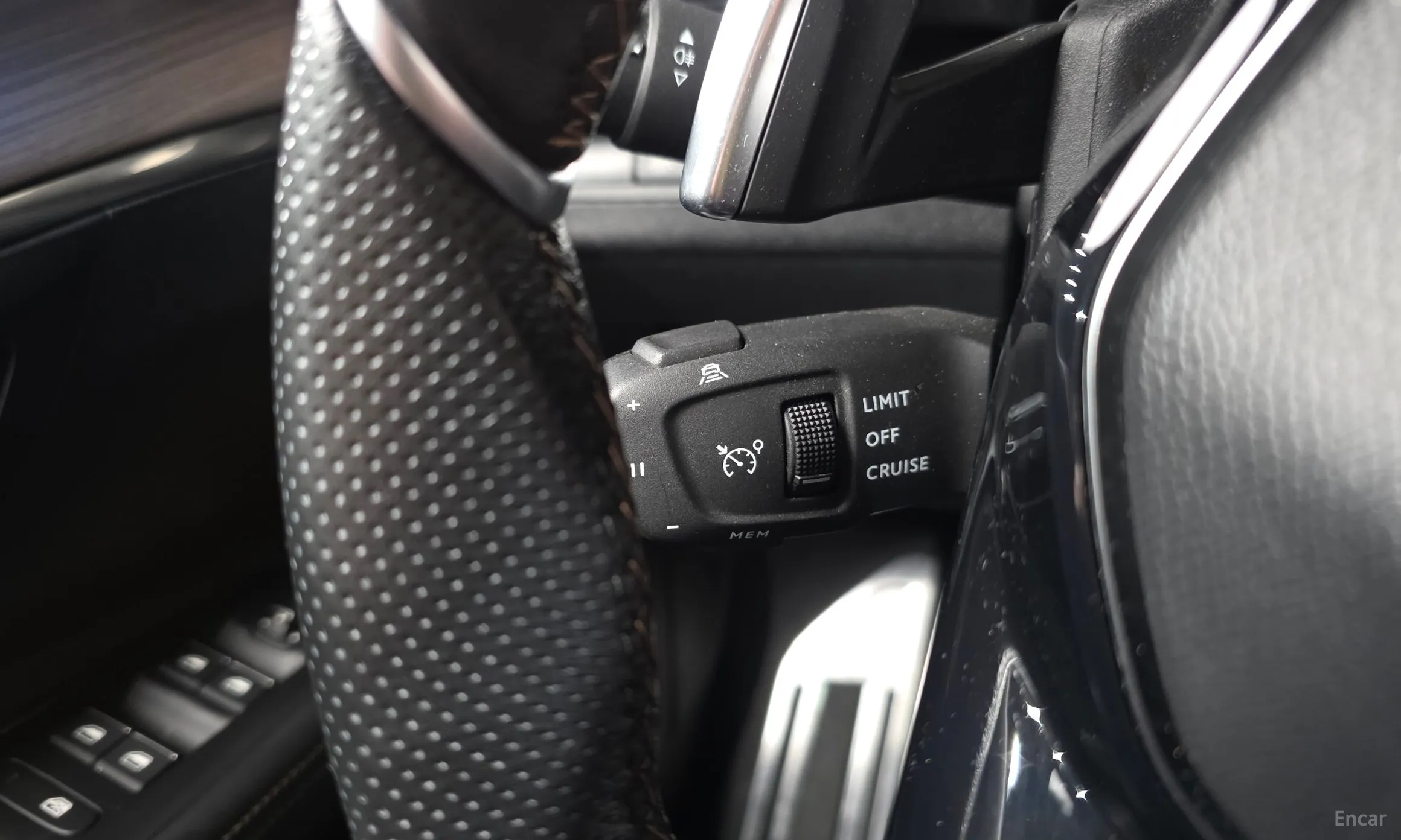 Peugeot 5008 2nd generation превью 19