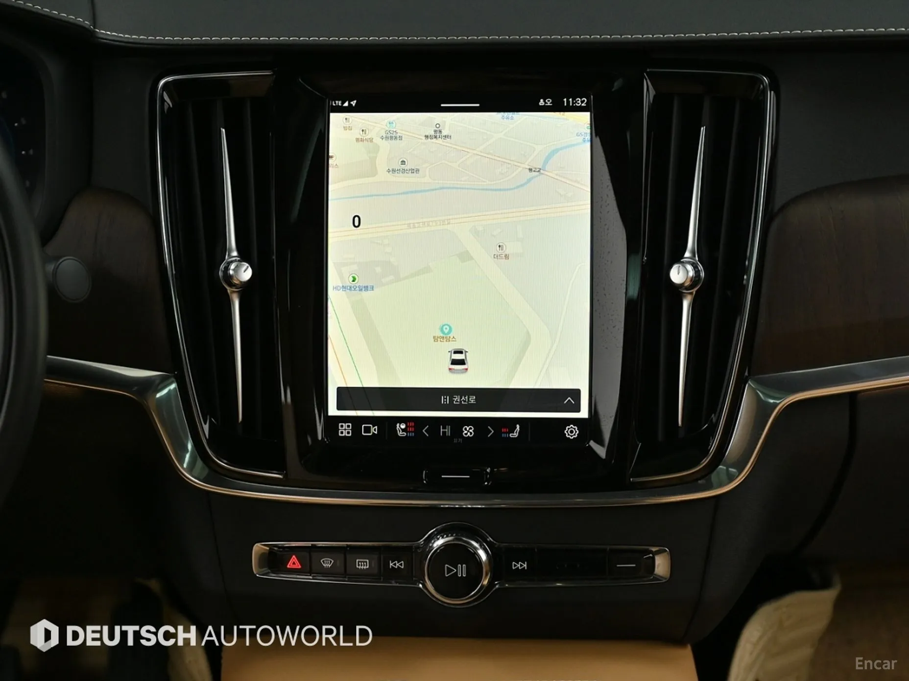 Volvo S90 превью 14