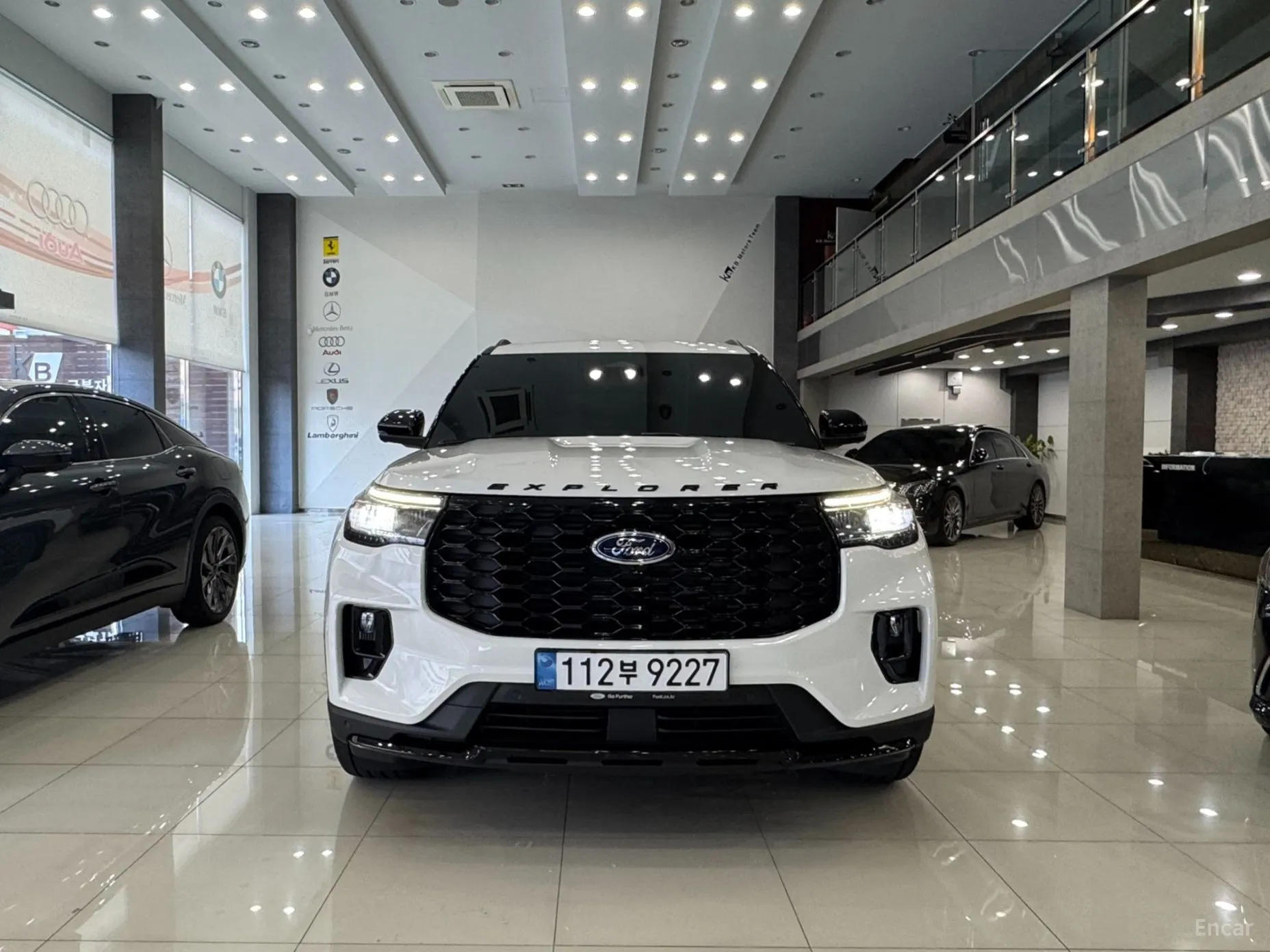 Ford Explorer 6th Generation превью 3