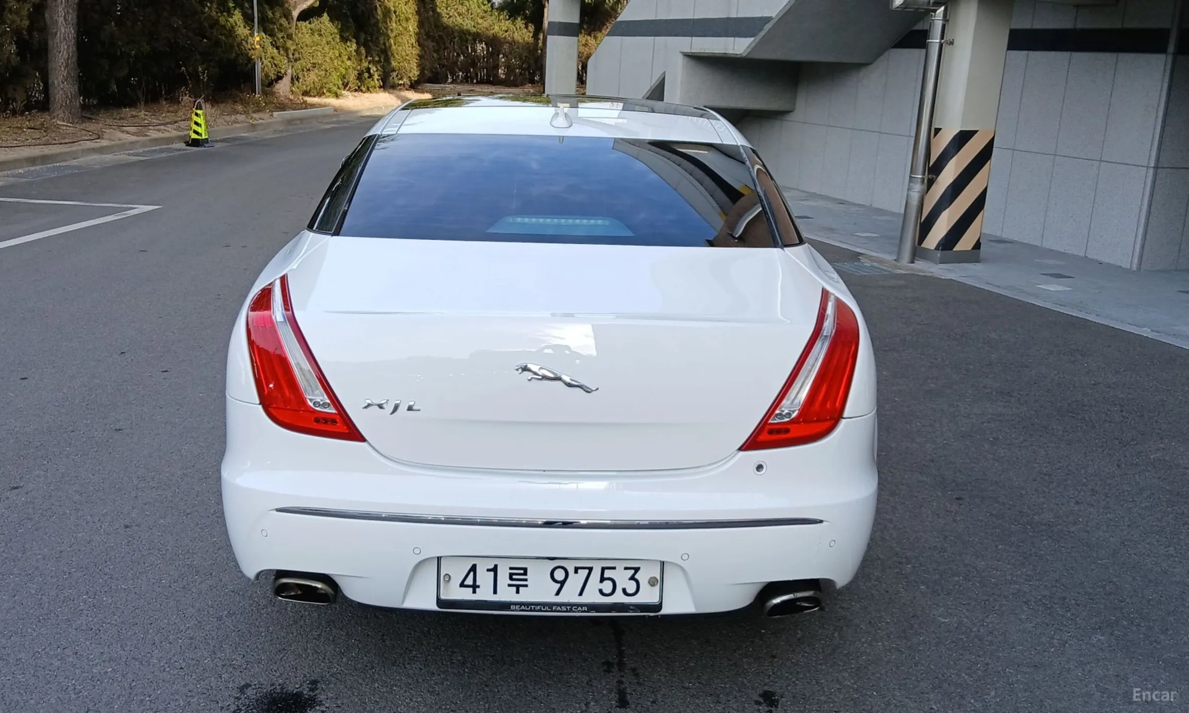 Jaguar All New XJ превью 5