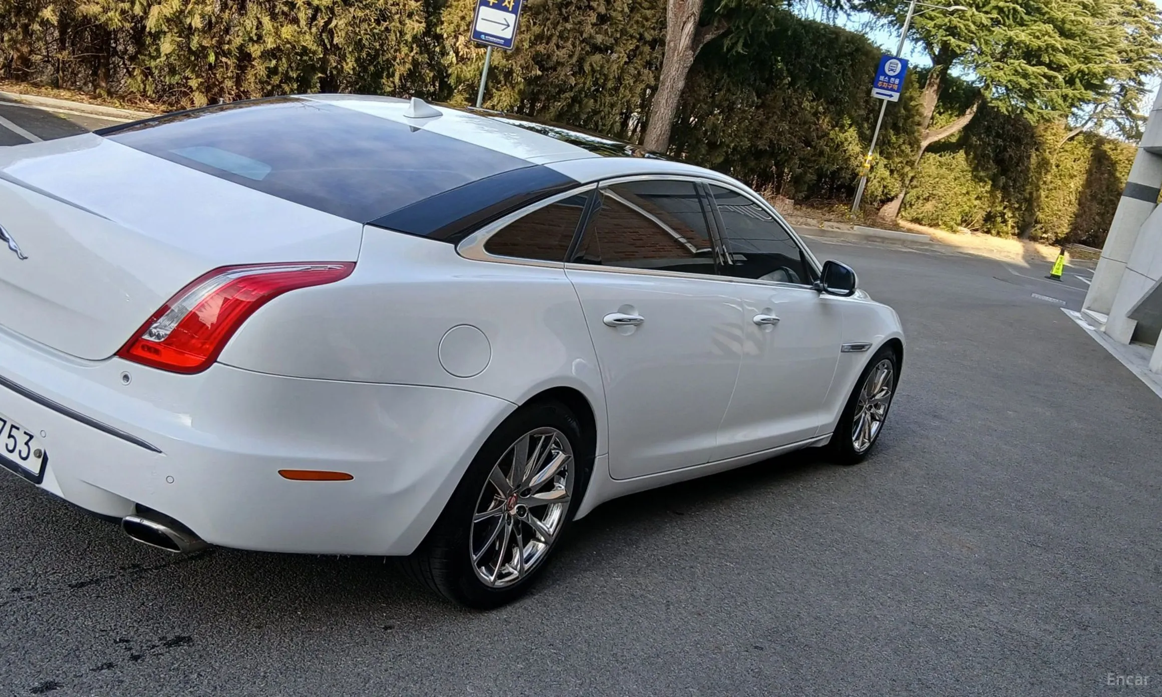 Jaguar All New XJ превью 7