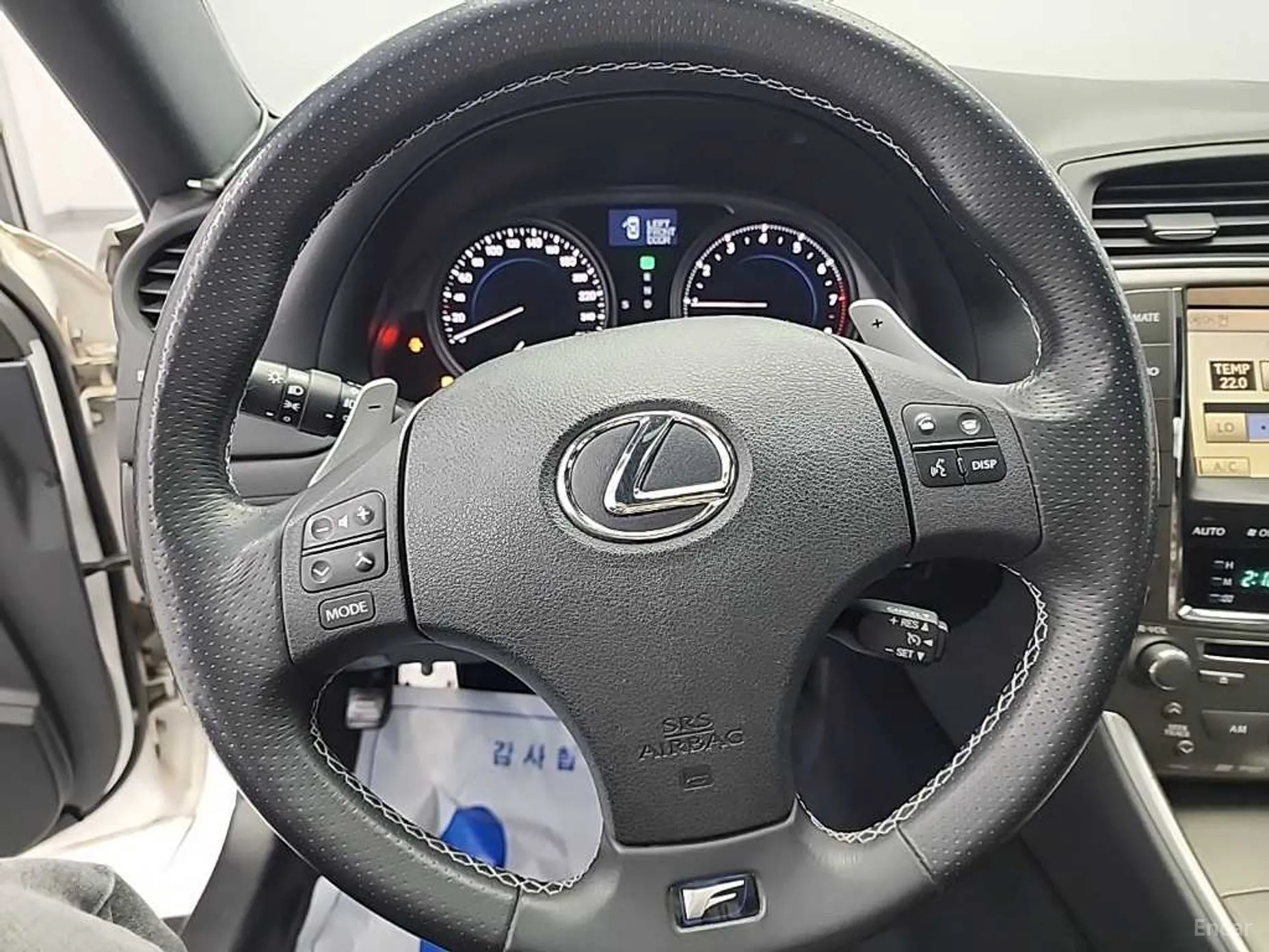 Lexus IS250 превью 9