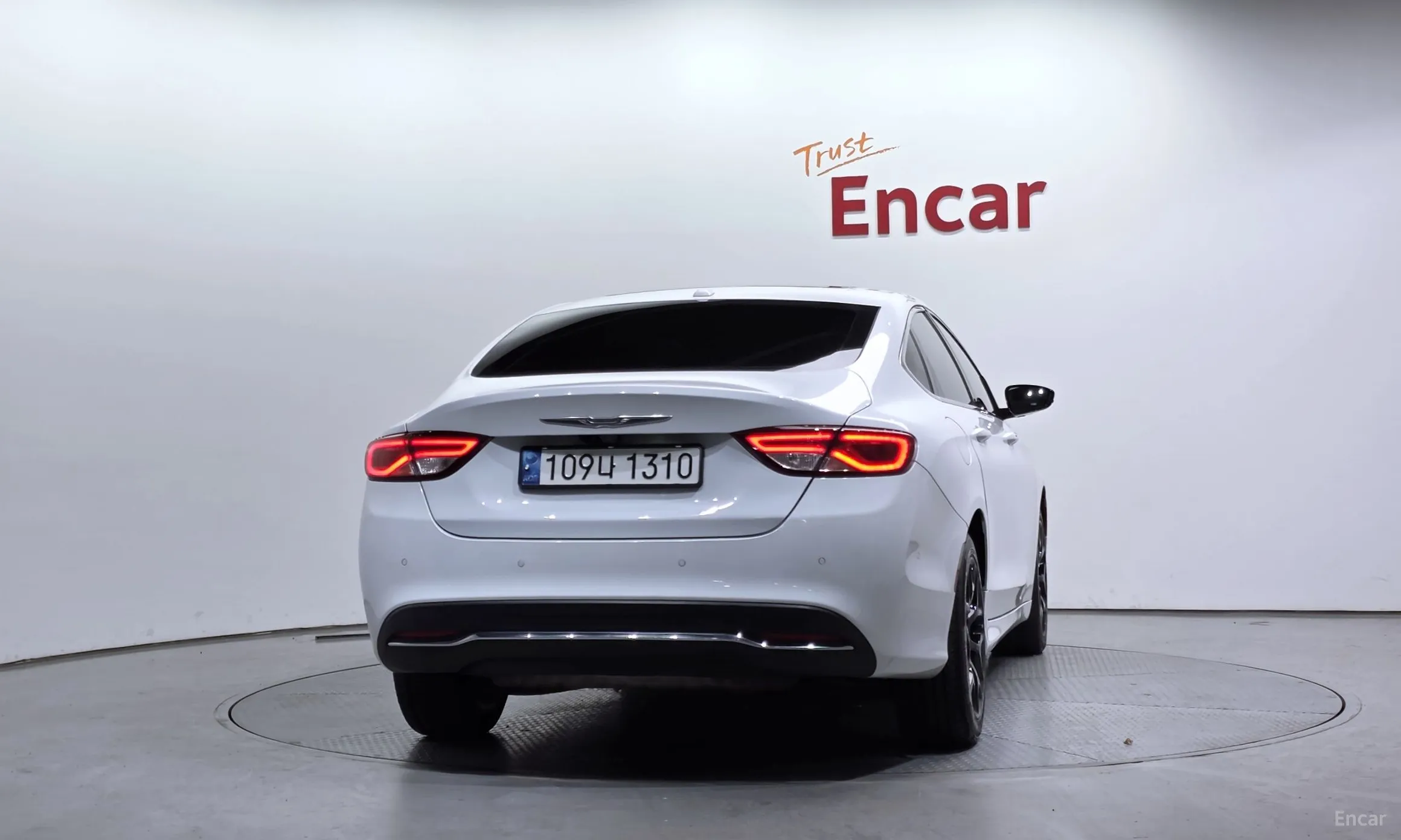 Chrysler 200 Second generation превью 4