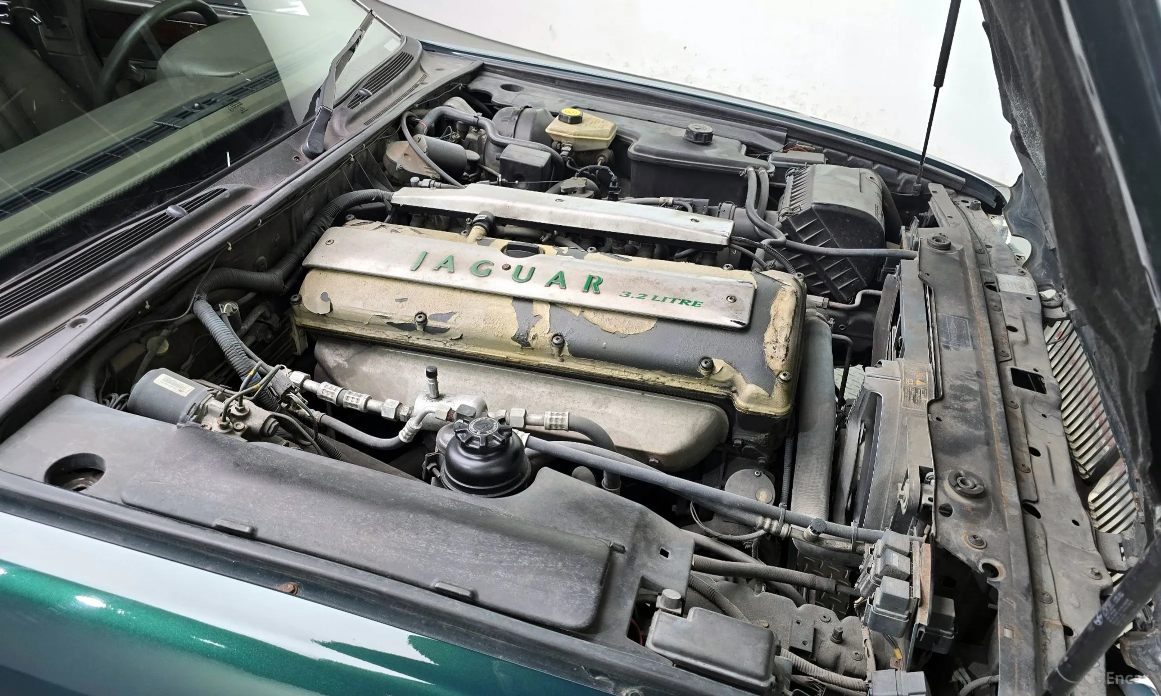 Jaguar XJ-6 превью 6