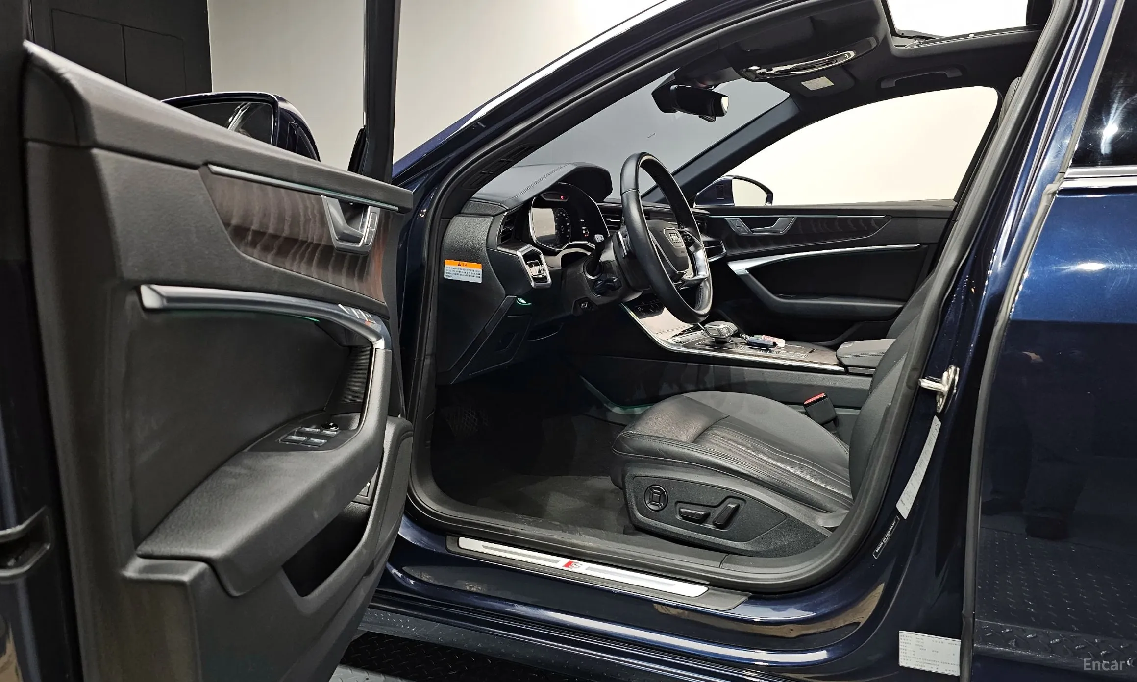 Audi A6 (C8) превью 10