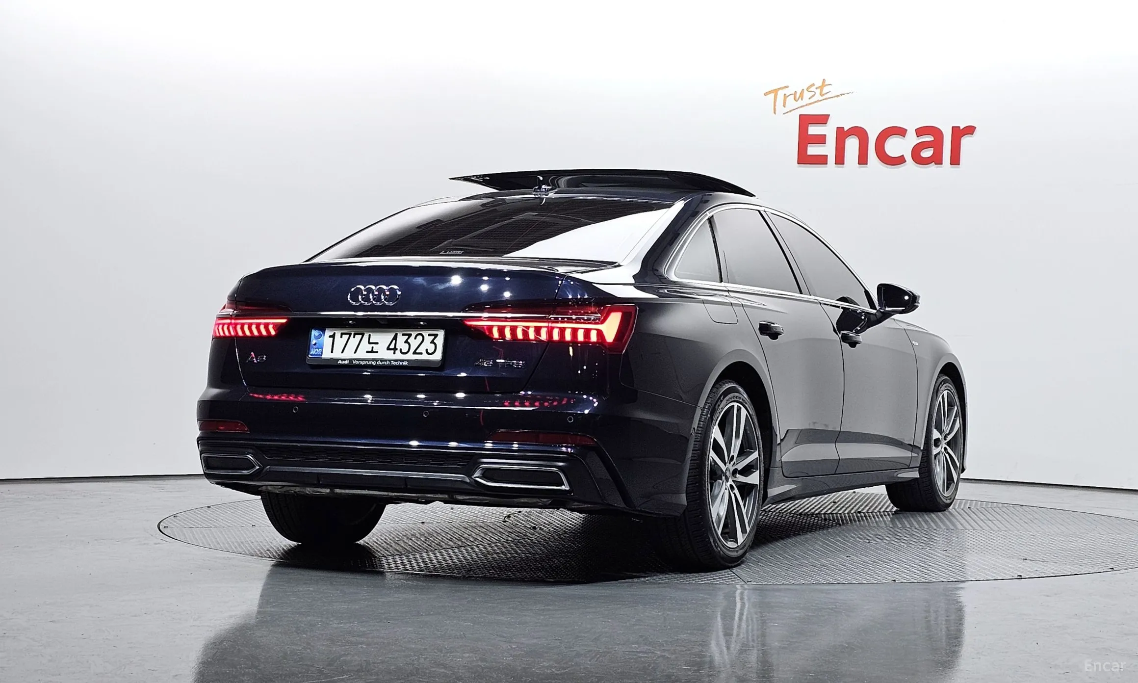 Audi A6 (C8)