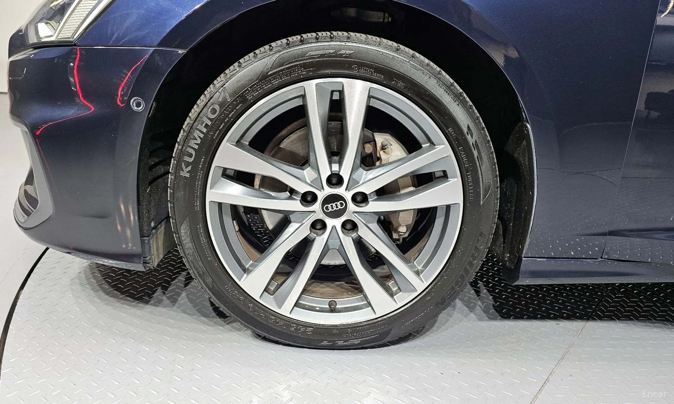 Audi A6 (C8) превью 5