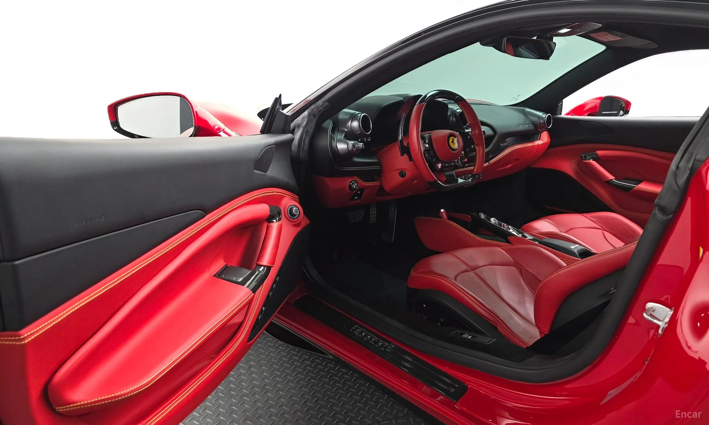 Ferrari F8 Tributo превью 10