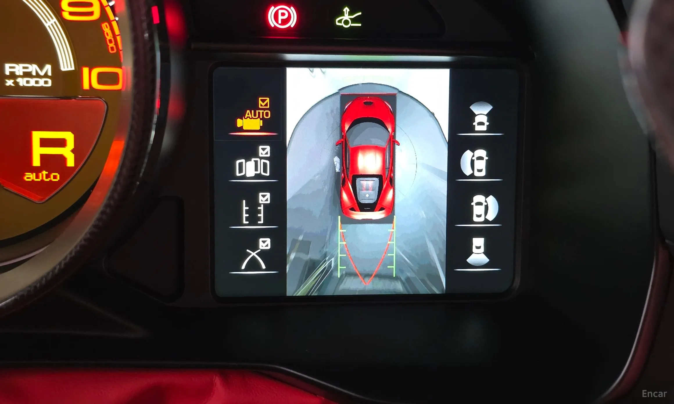 Ferrari F8 Tributo превью 16