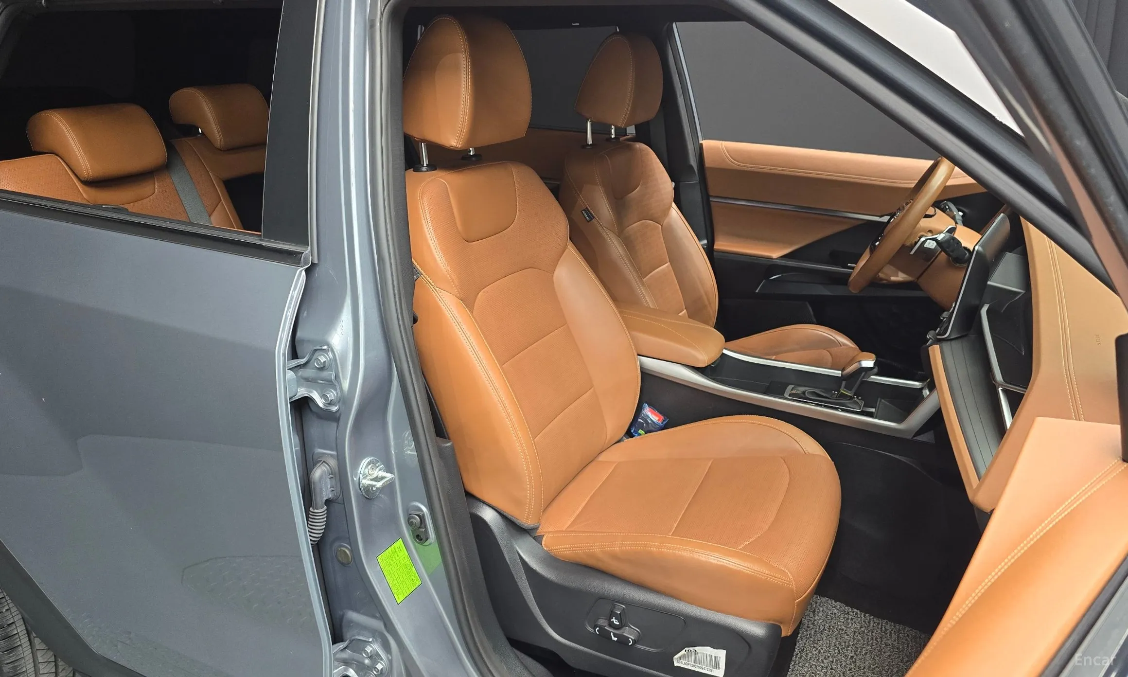 KG Mobility (SsangYong) Torres превью 12