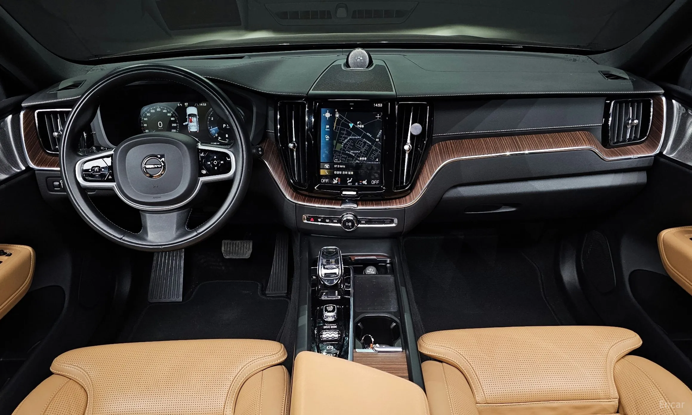 Volvo XC60 Gen 2 превью 7