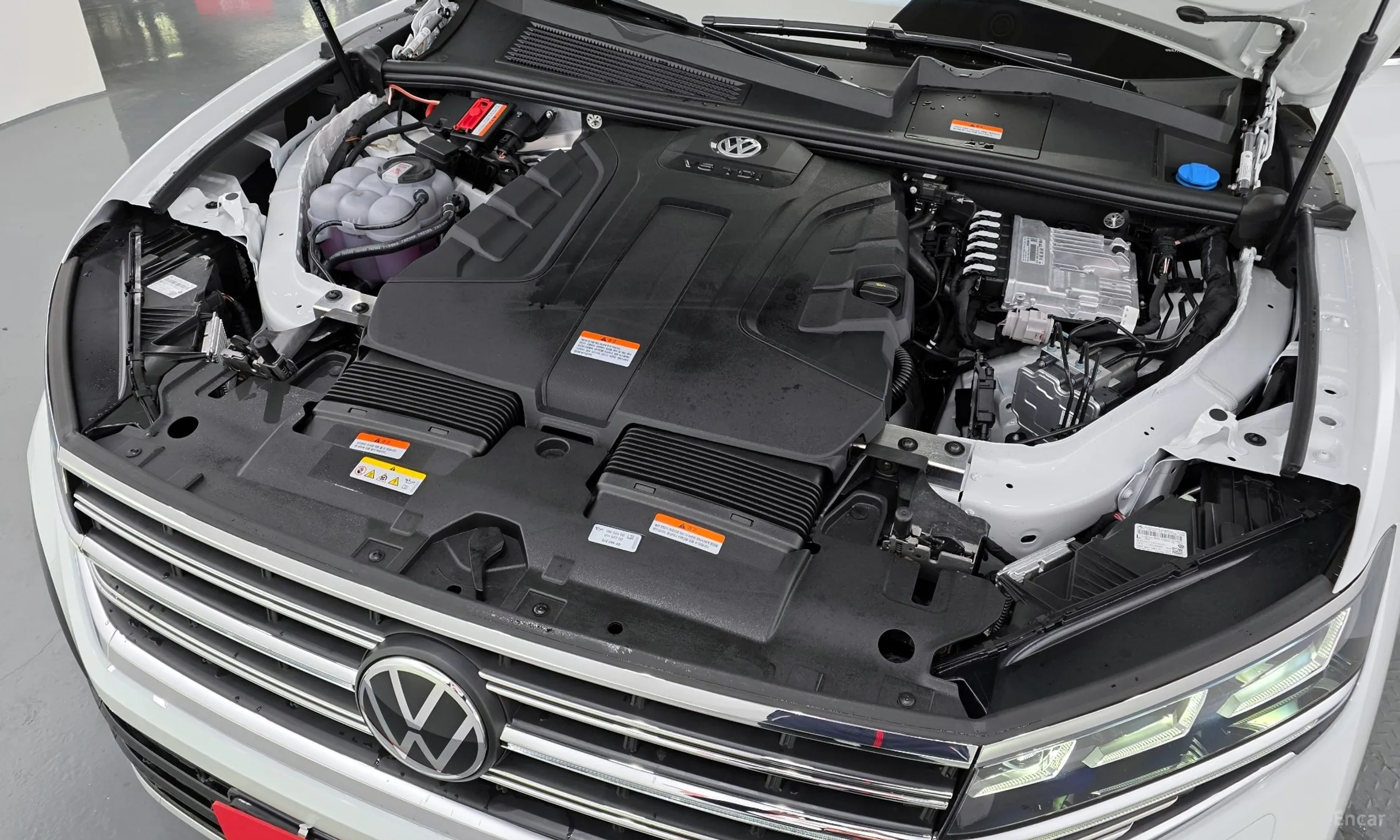 Volkswagen Touareg 3rd Generation превью 6