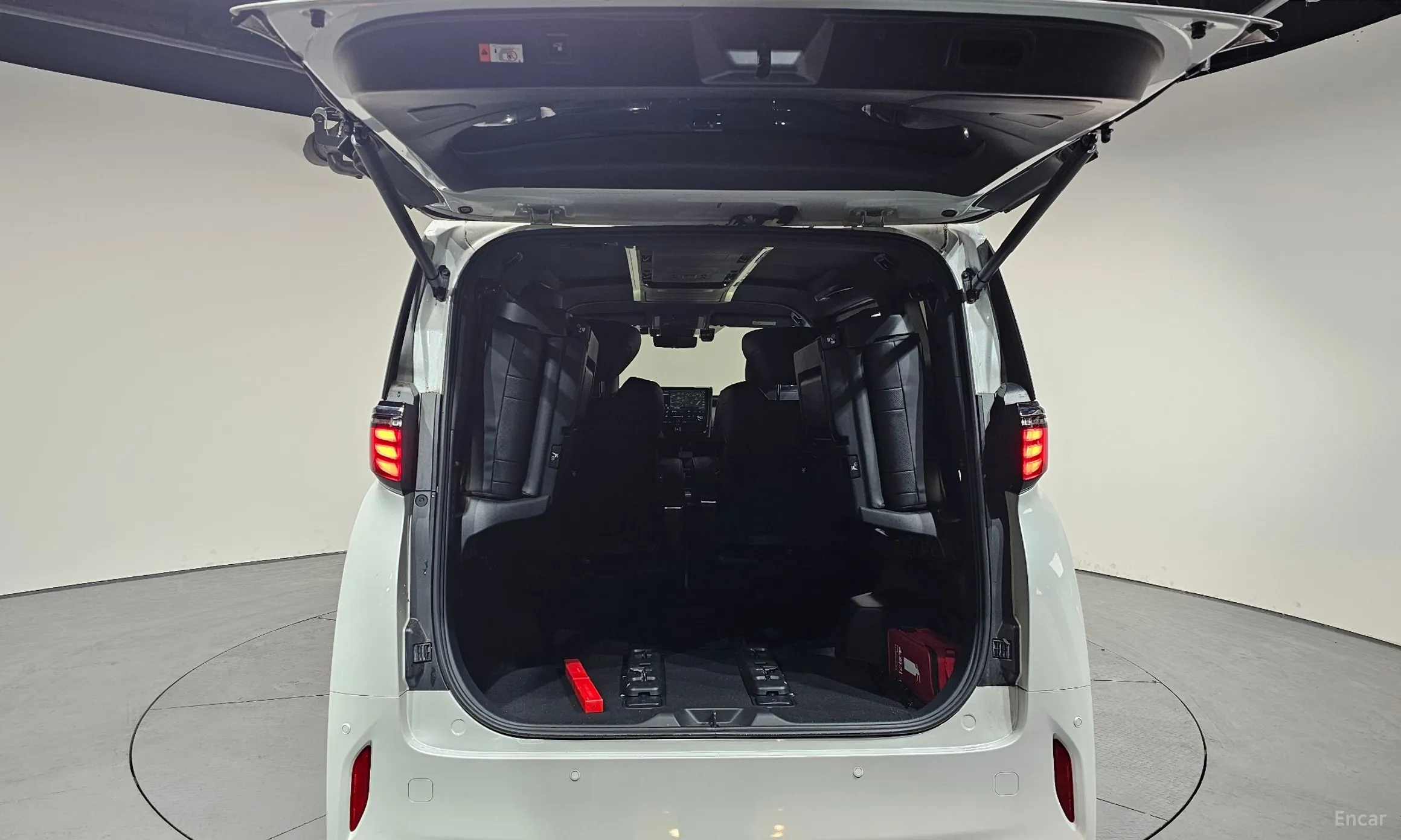 Toyota Alphard 4th Generation превью 20