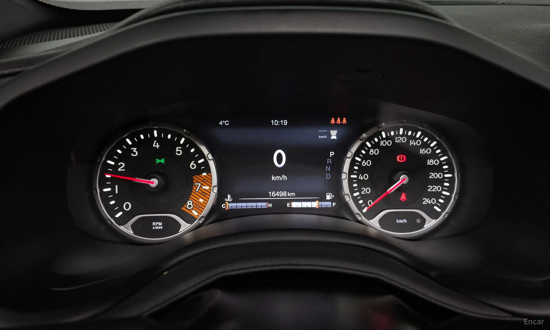 Jeep Renegade превью 8